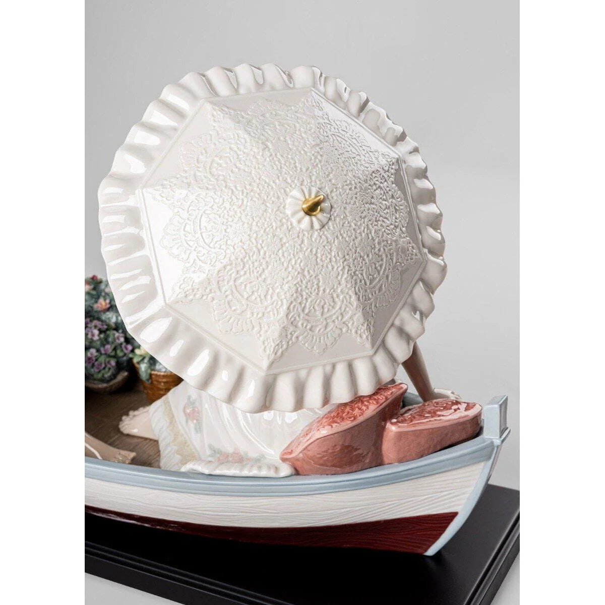 Lladro Romance On The Lake - Image 5