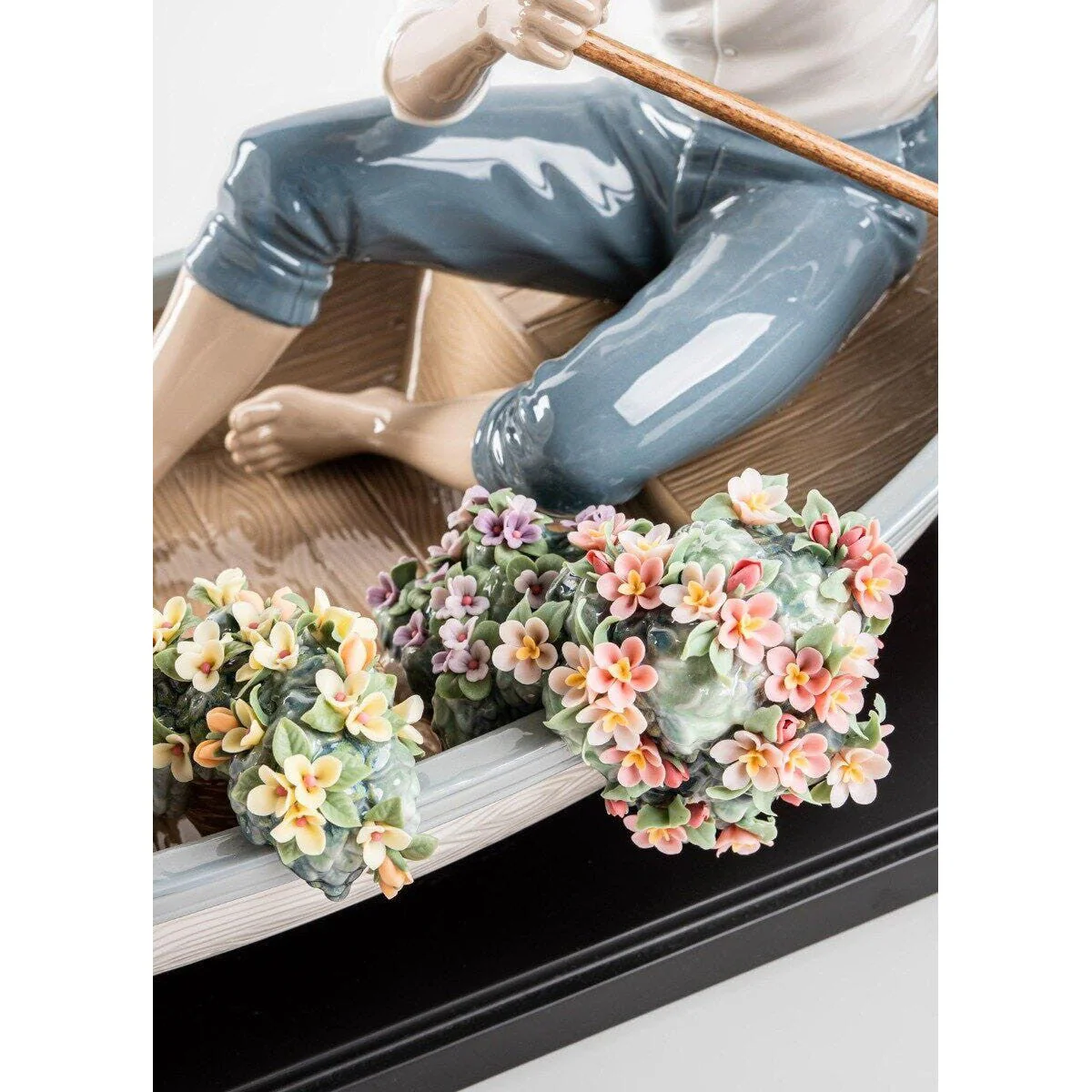 Lladro Romance On The Lake - Image 6