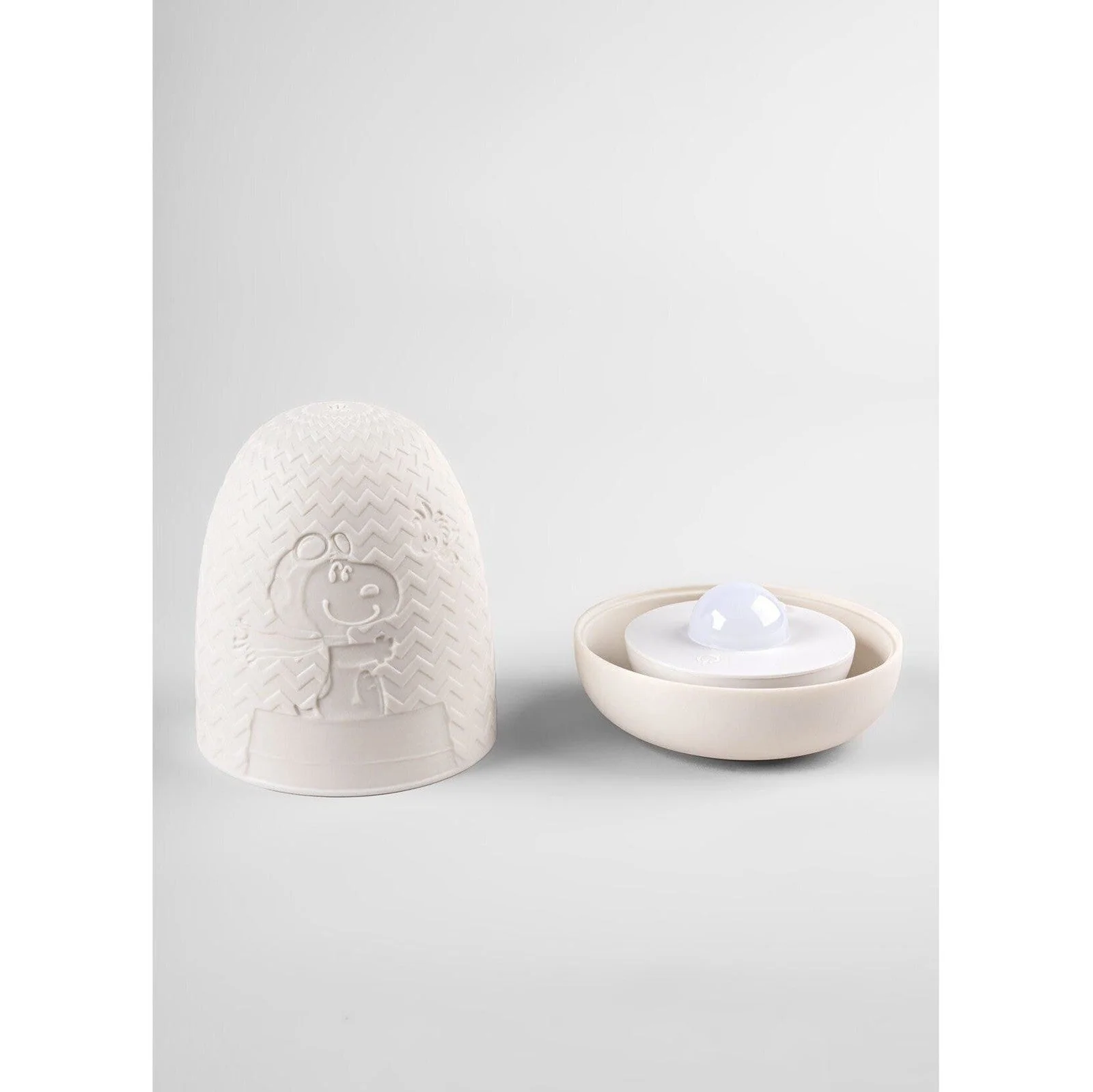 Lladro Snoopy Dome Lamp - Image 3
