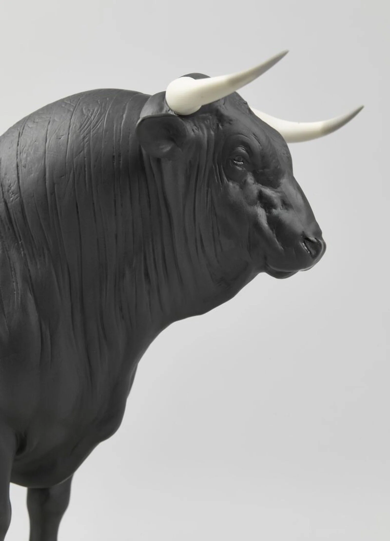Lladro Spanish Bull Figurine - Image 4