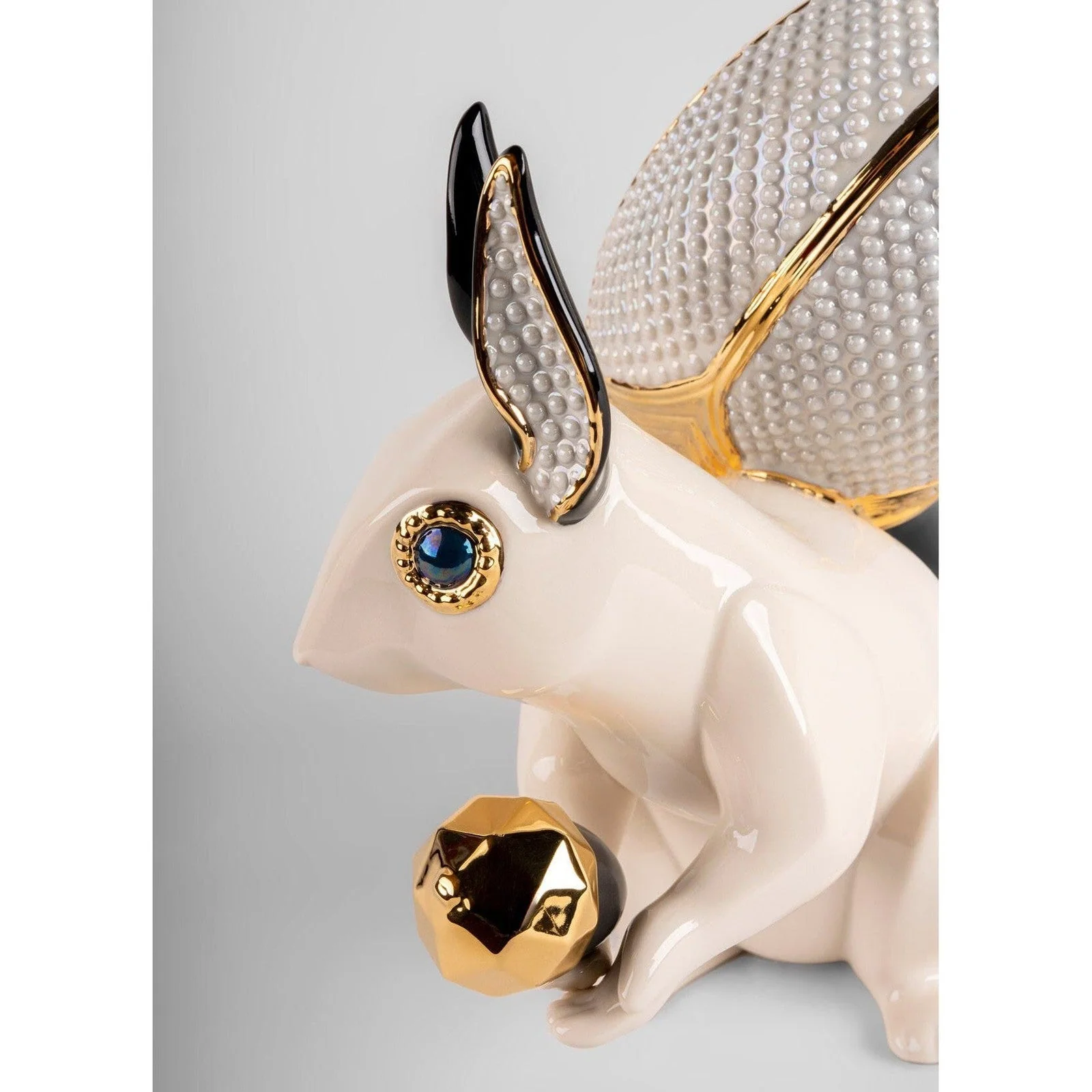 Lladro Squirrel Jewel - Image 4