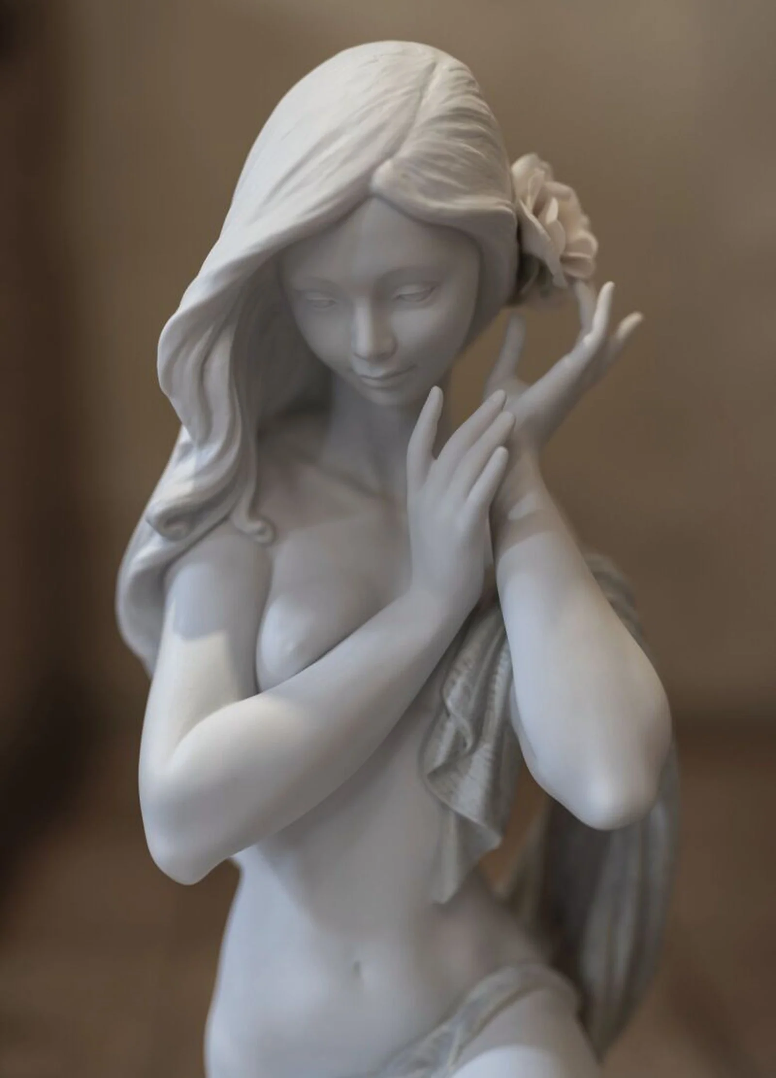 Lladro Subtle moonlight Woman Figurine Limited edition - Image 10