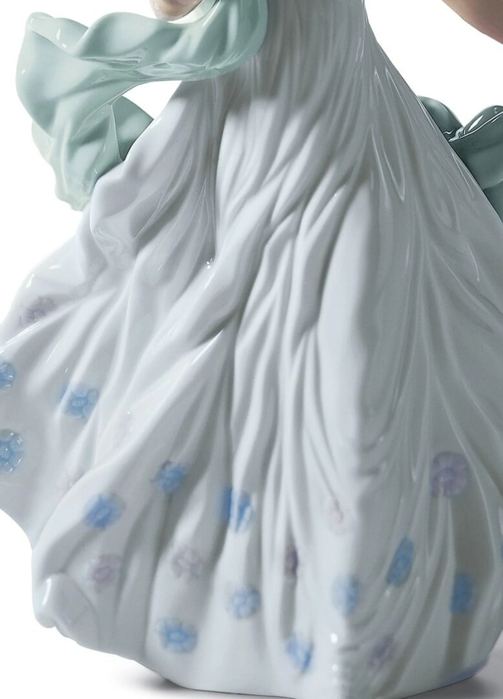 Lladro Summer Serenade - Image 4