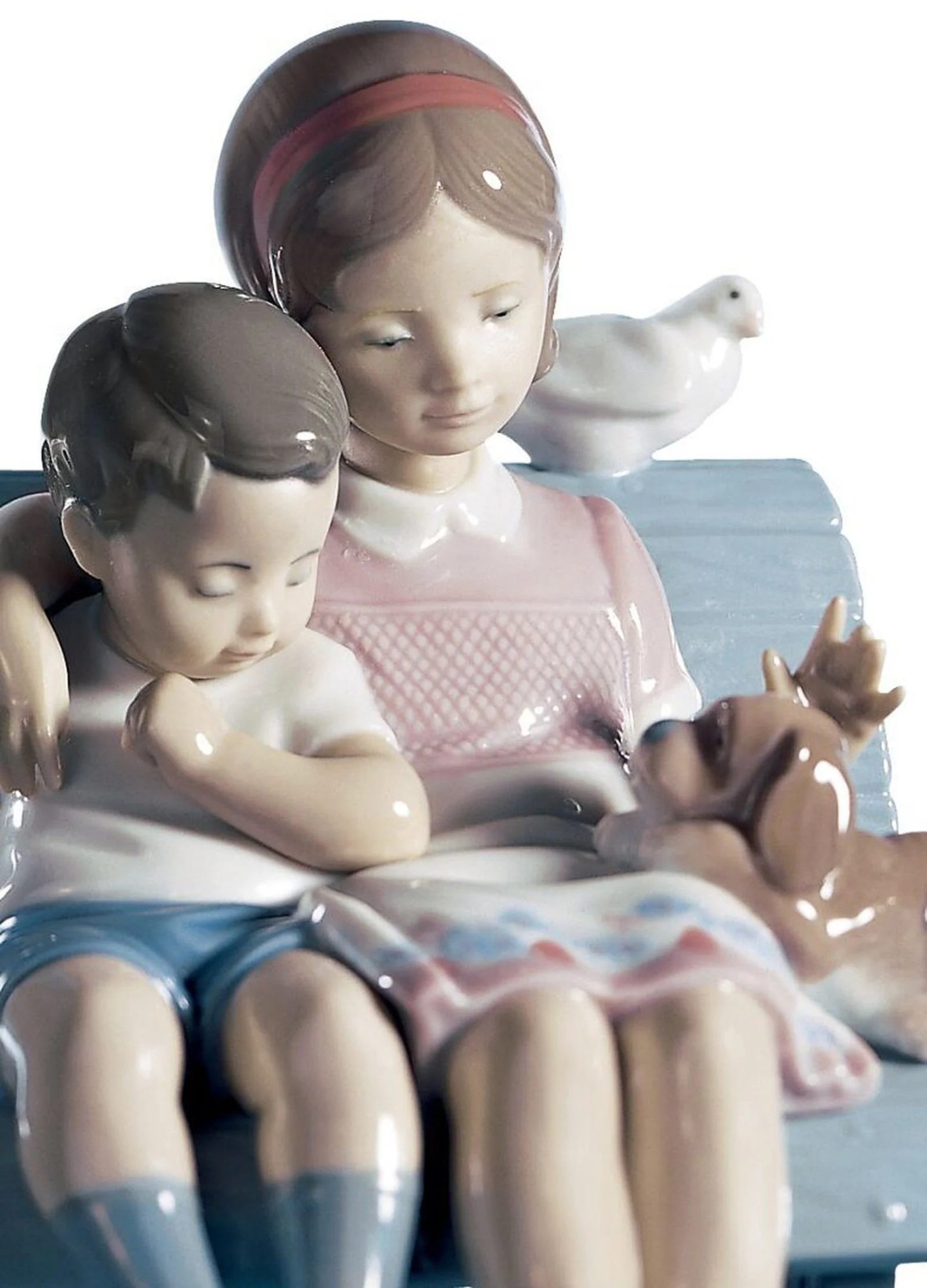 Lladro Surrounded By Love Children Figurine - Image 2
