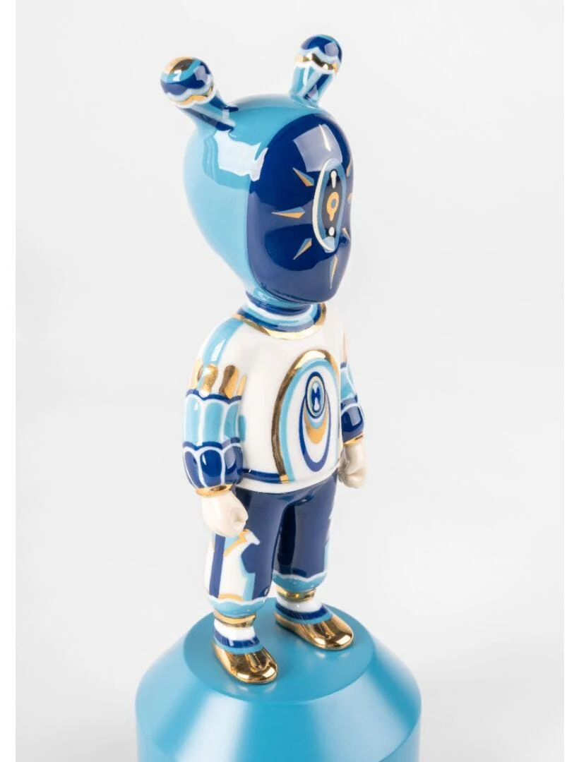 Lladro The Guest By Kzeng Jiang - Image 12