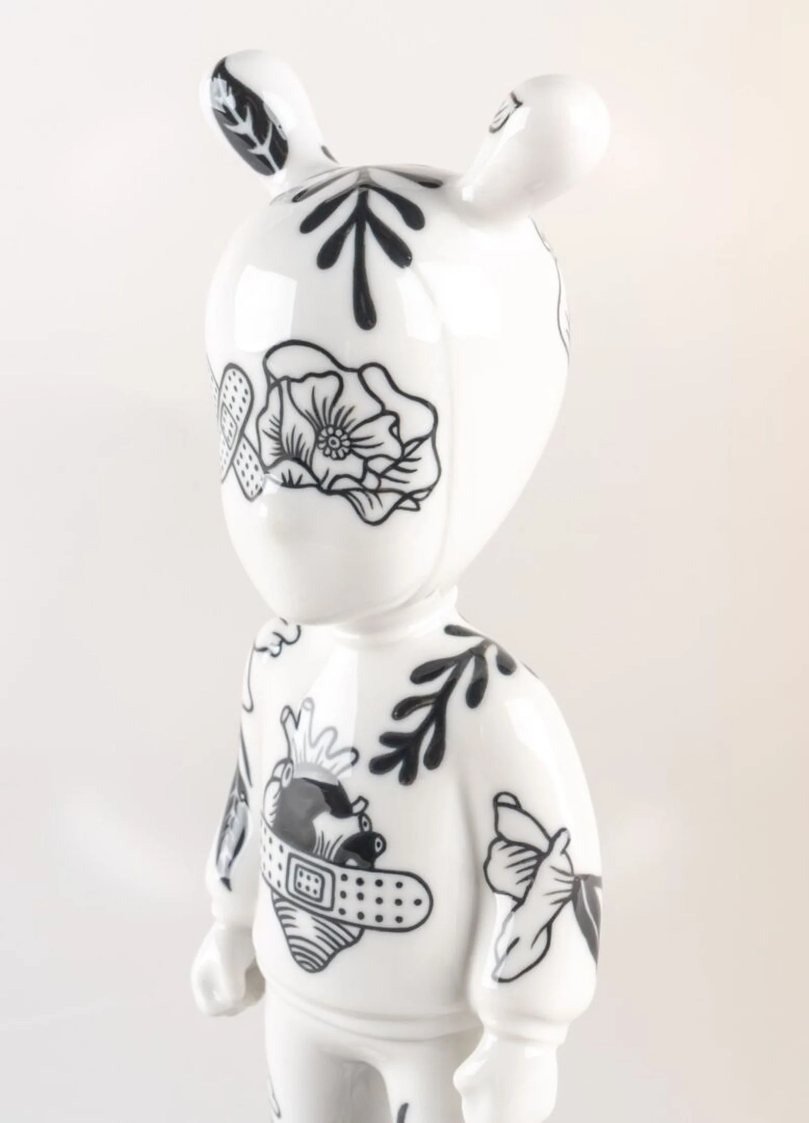 Lladro The Guest Figurine - Image 22