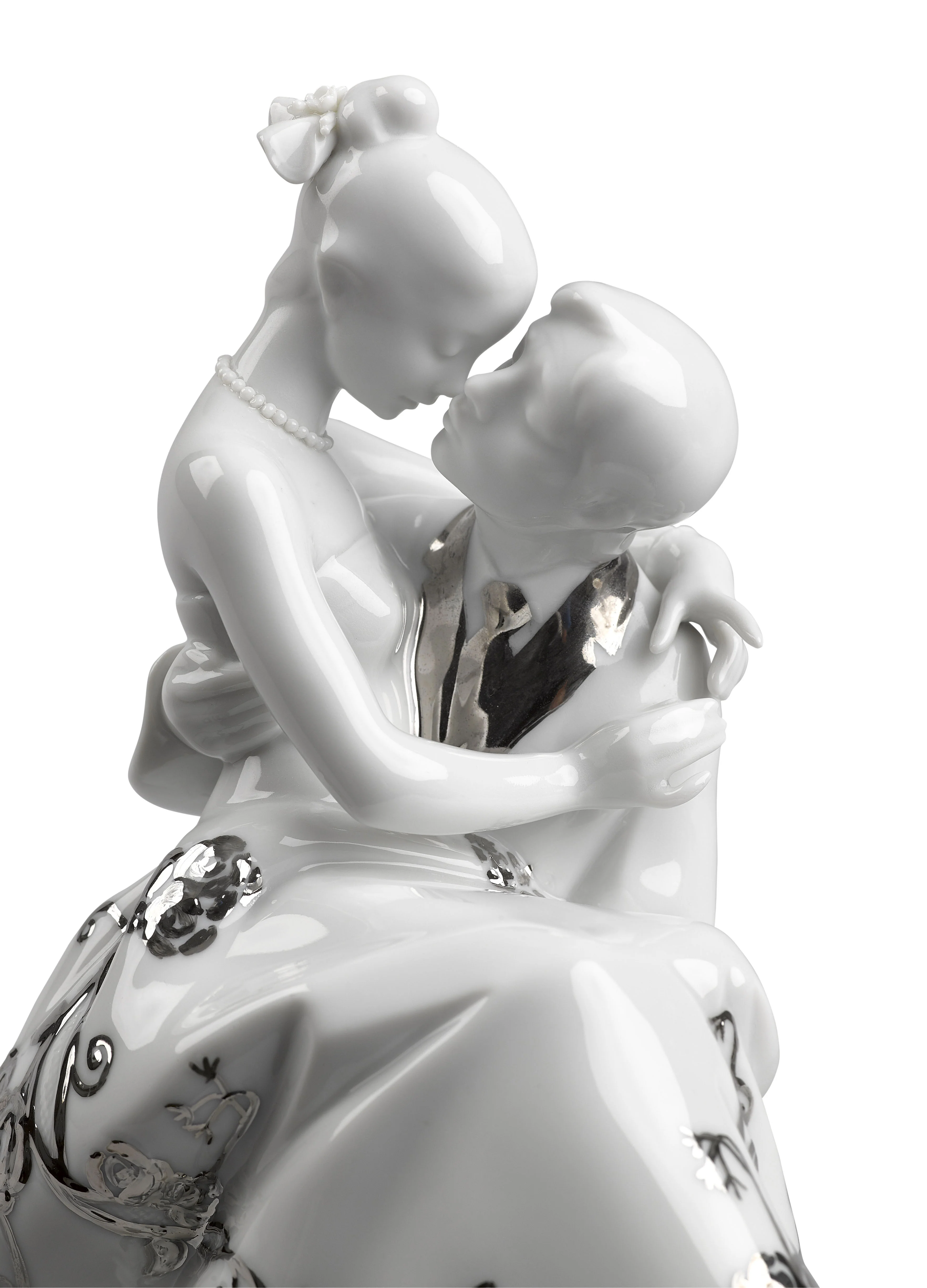 Lladro The Happiest Day Couple Figurine Silver luster - Image 4