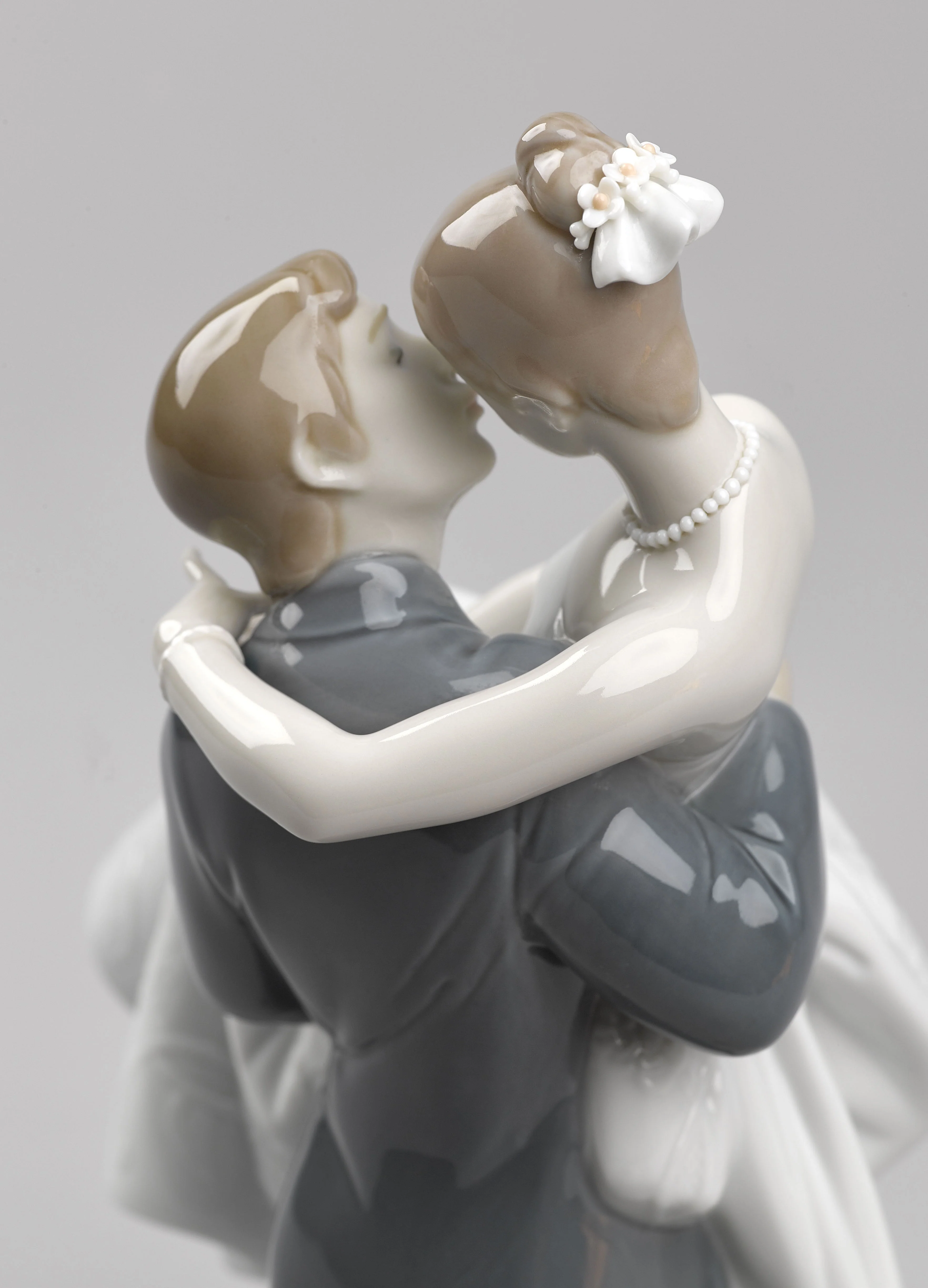 Lladro The Happiest Day Couple Figurine Type 356 - Image 2
