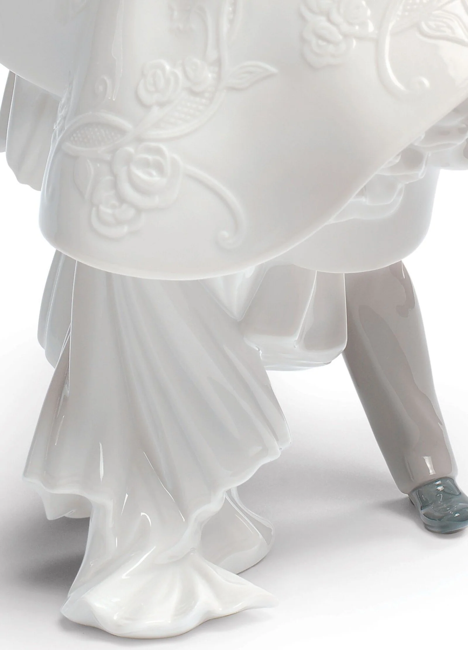 Lladro The Happiest Day Couple Figurine Type 357 - Image 4