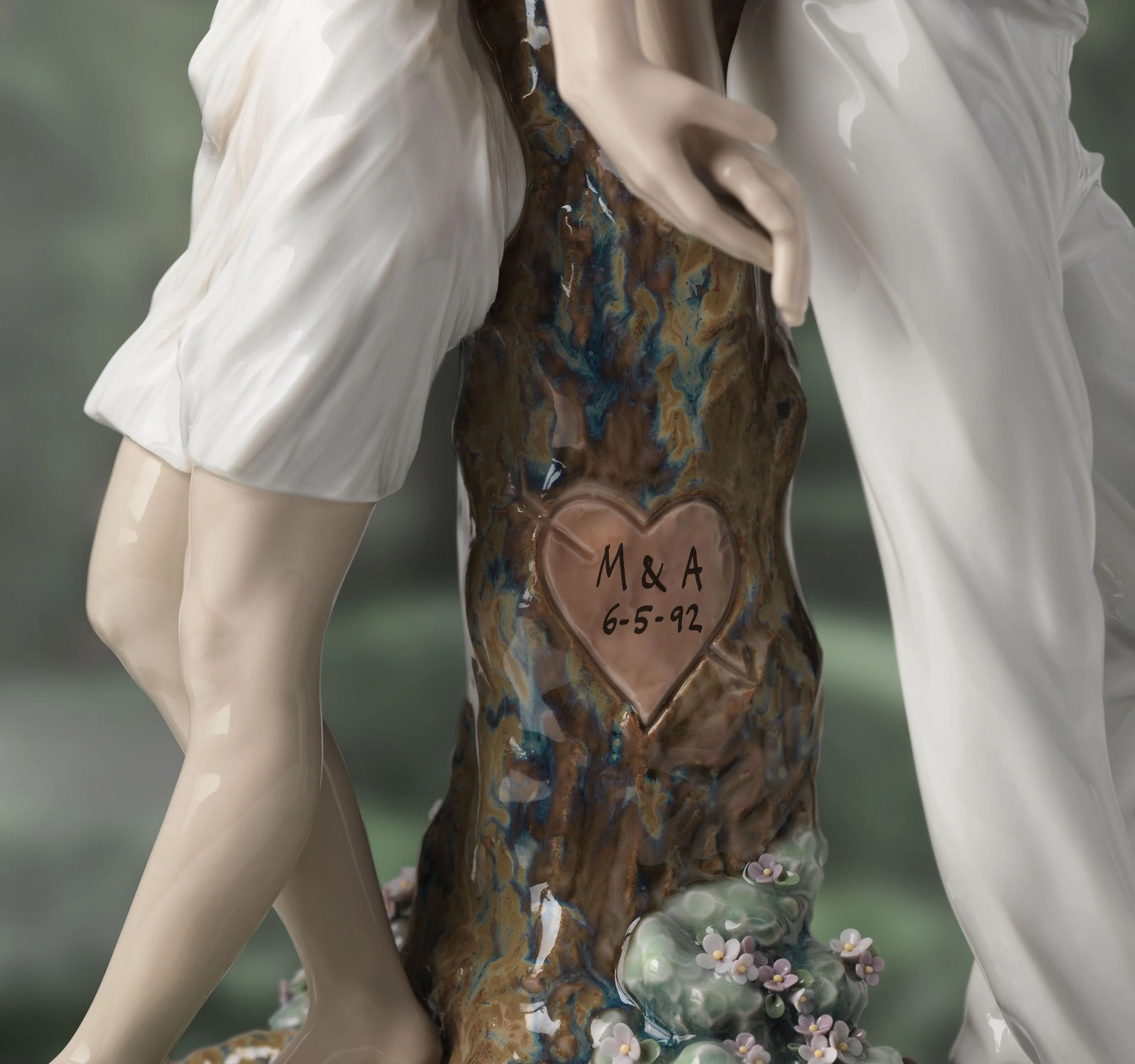 Lladro The Tree of Love Figurine - Image 3