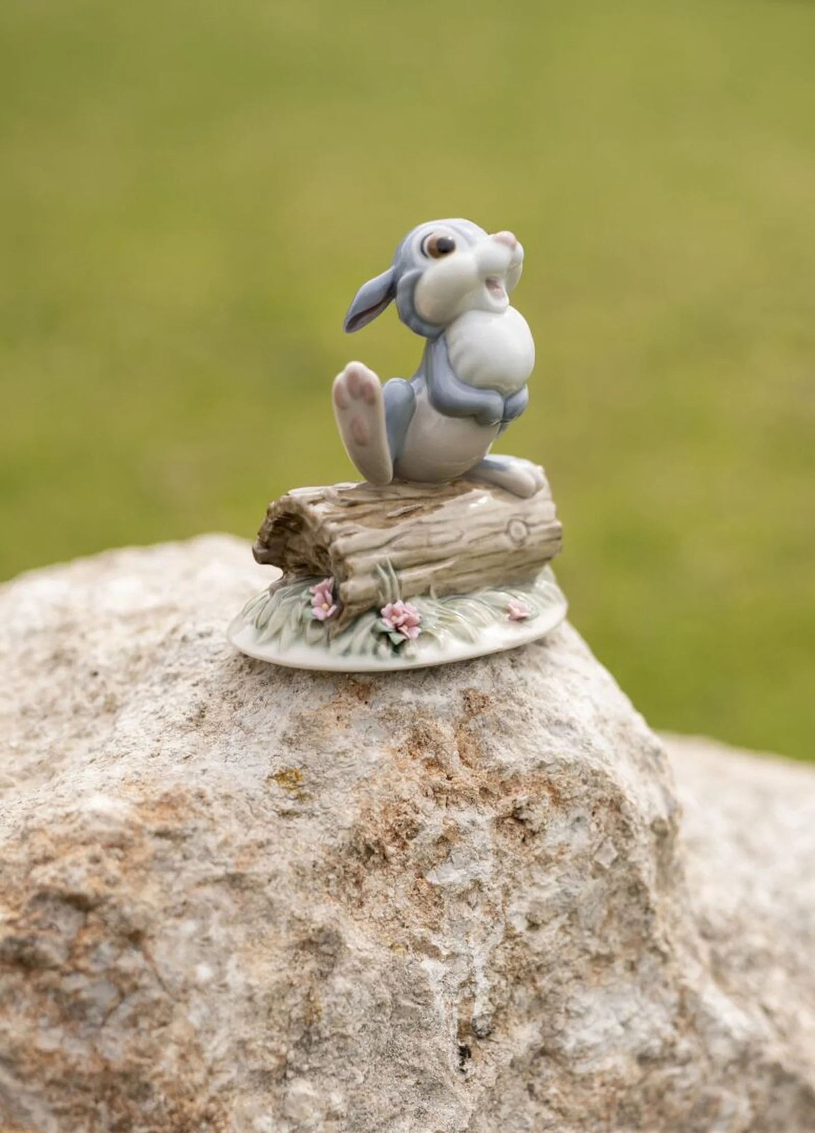 Lladro Thumper Figurine - Image 4