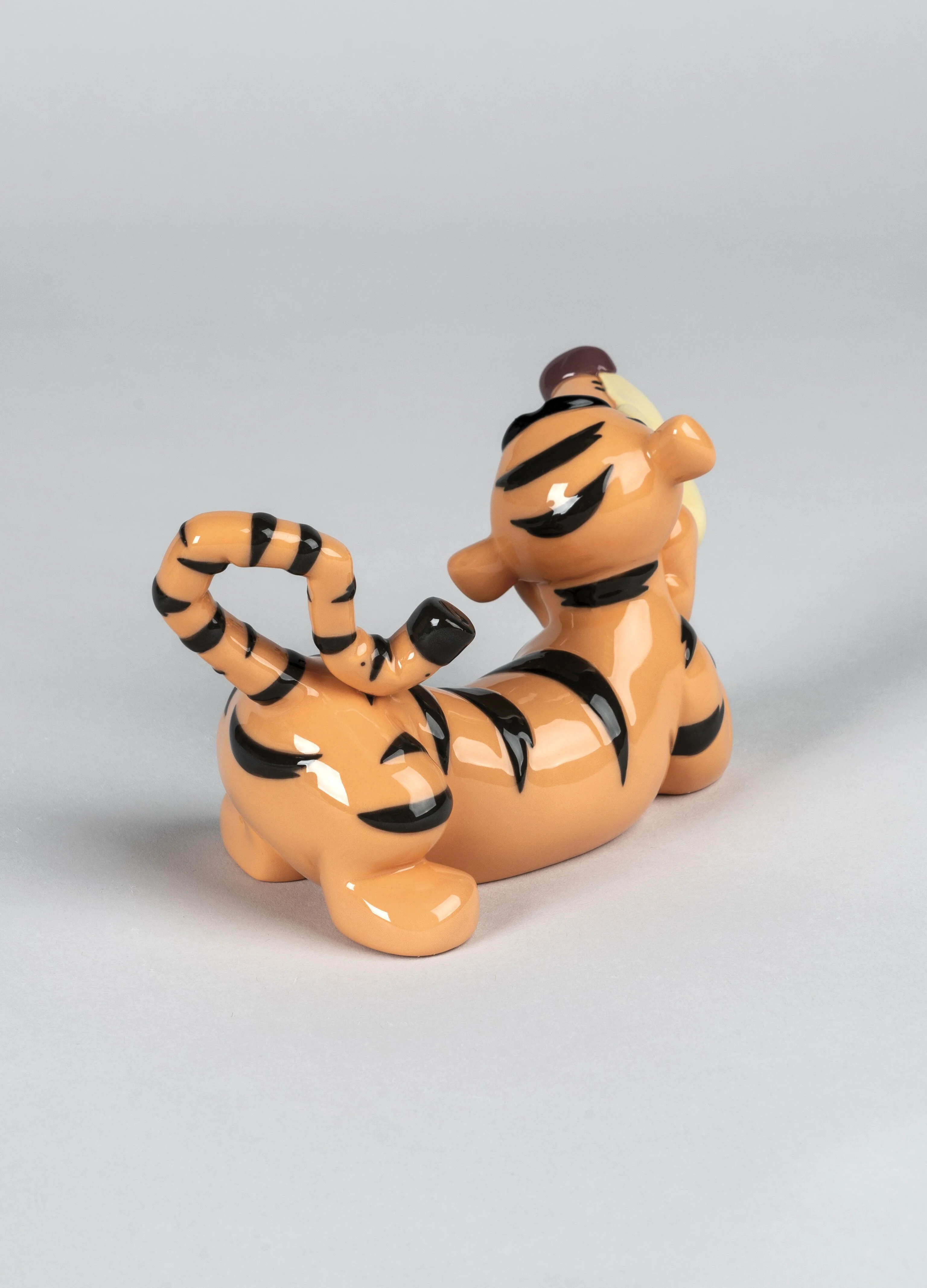 Lladro Tigger Figurine - Image 3