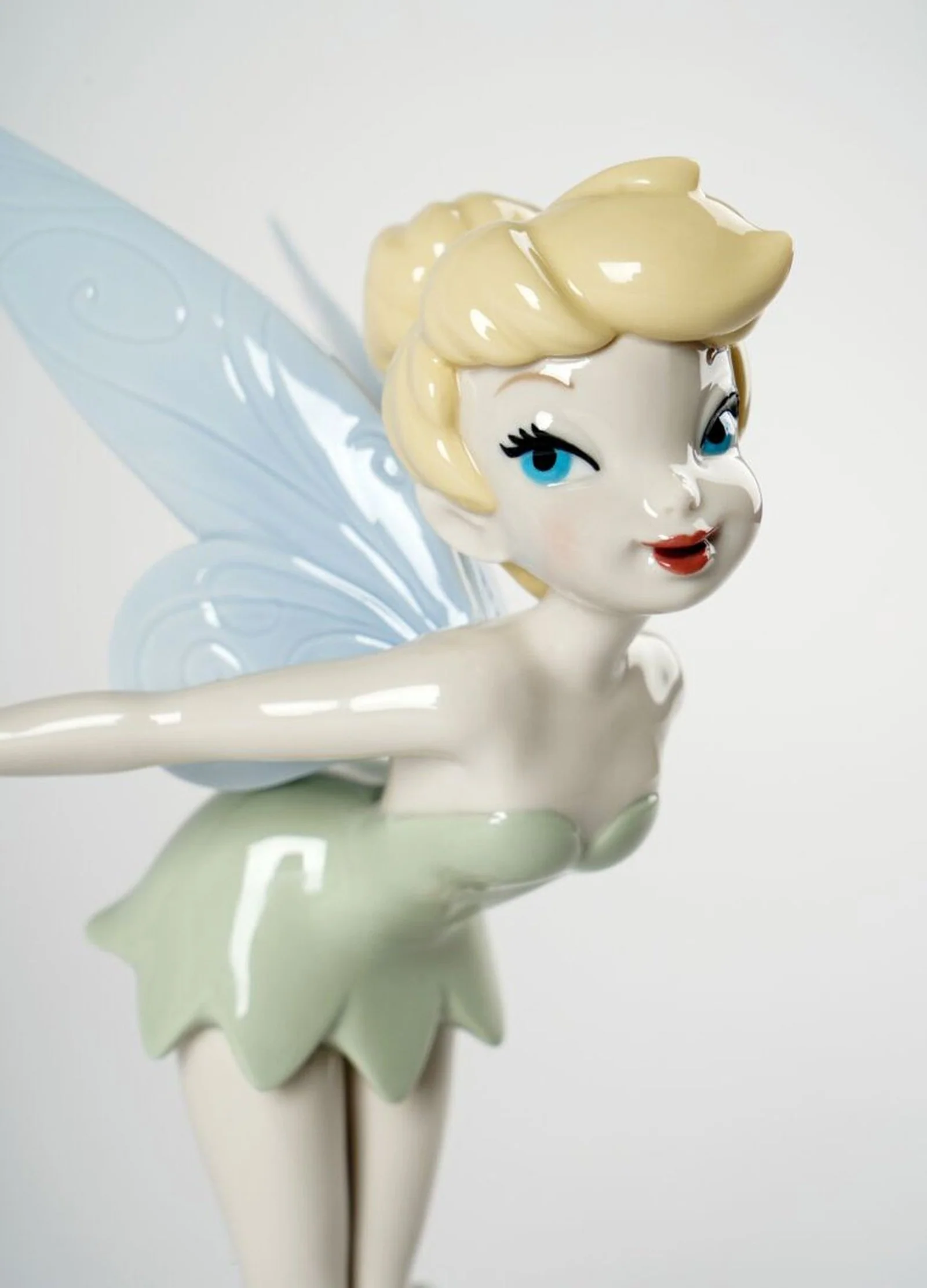 Lladro Tinker Bell Figurine - Image 4
