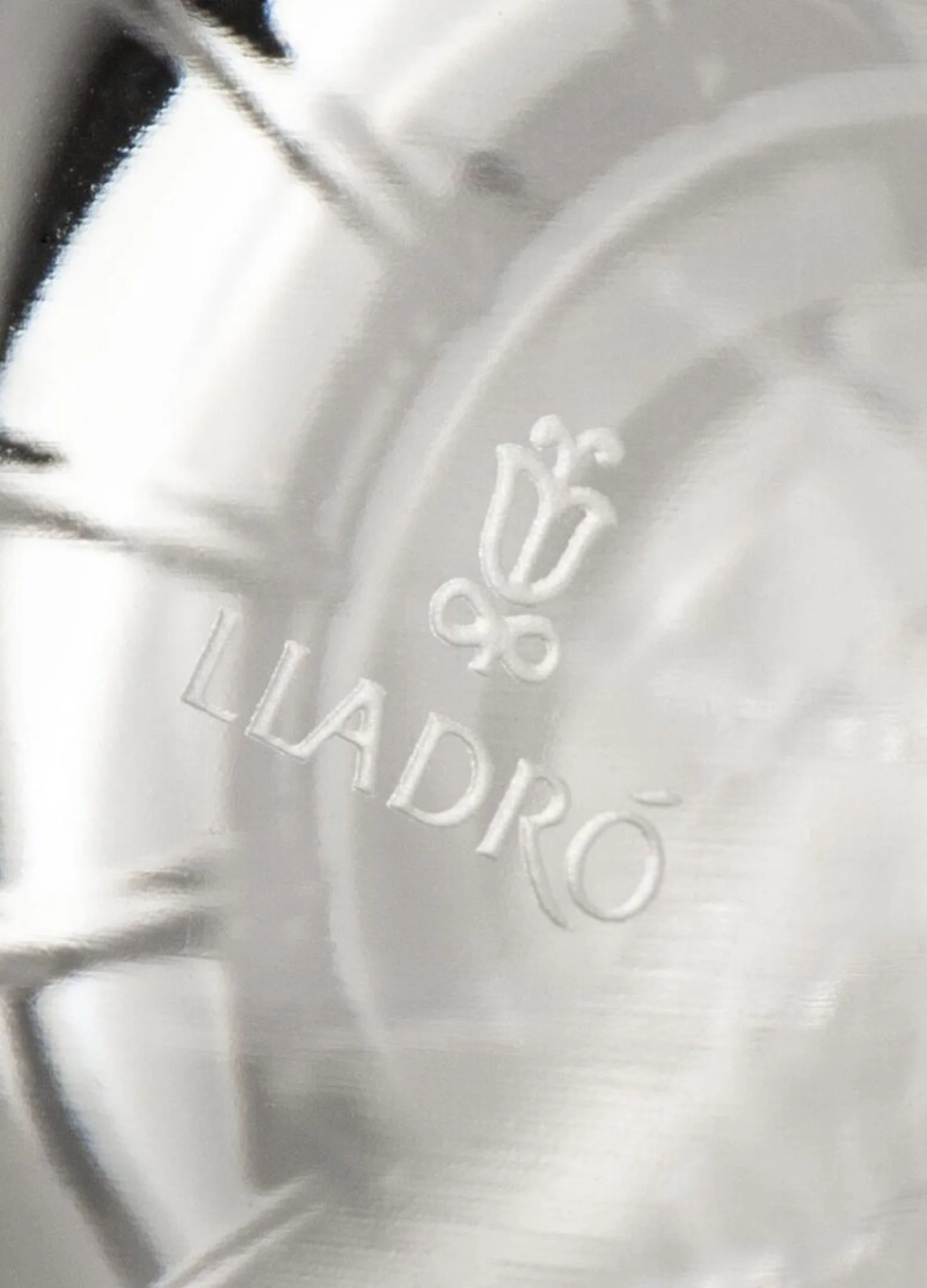 Lladro Toucan Ice Bucket Golden Luster - Image 7