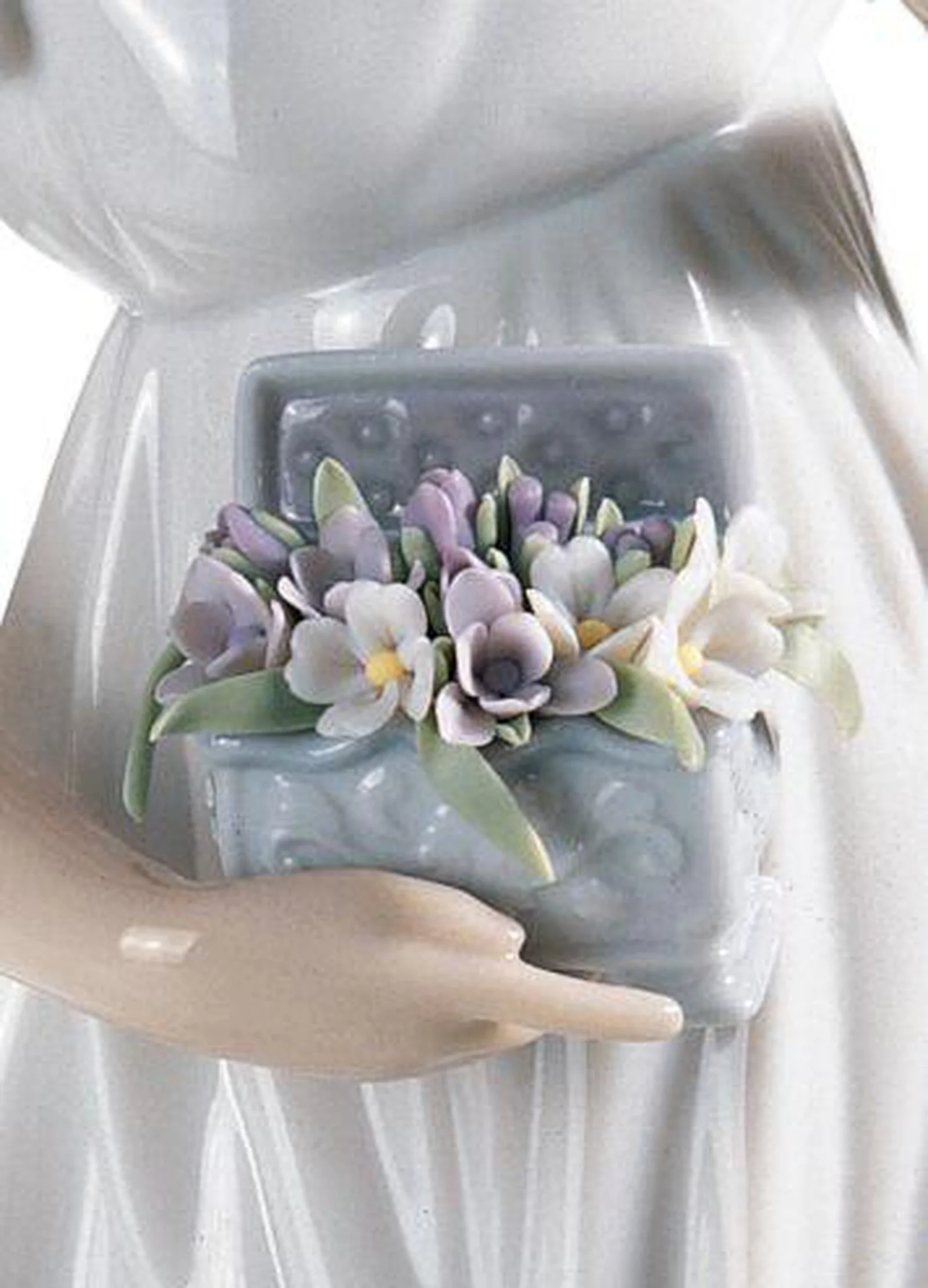 Lladro Treasures of The Earth Woman Figurine - Image 2
