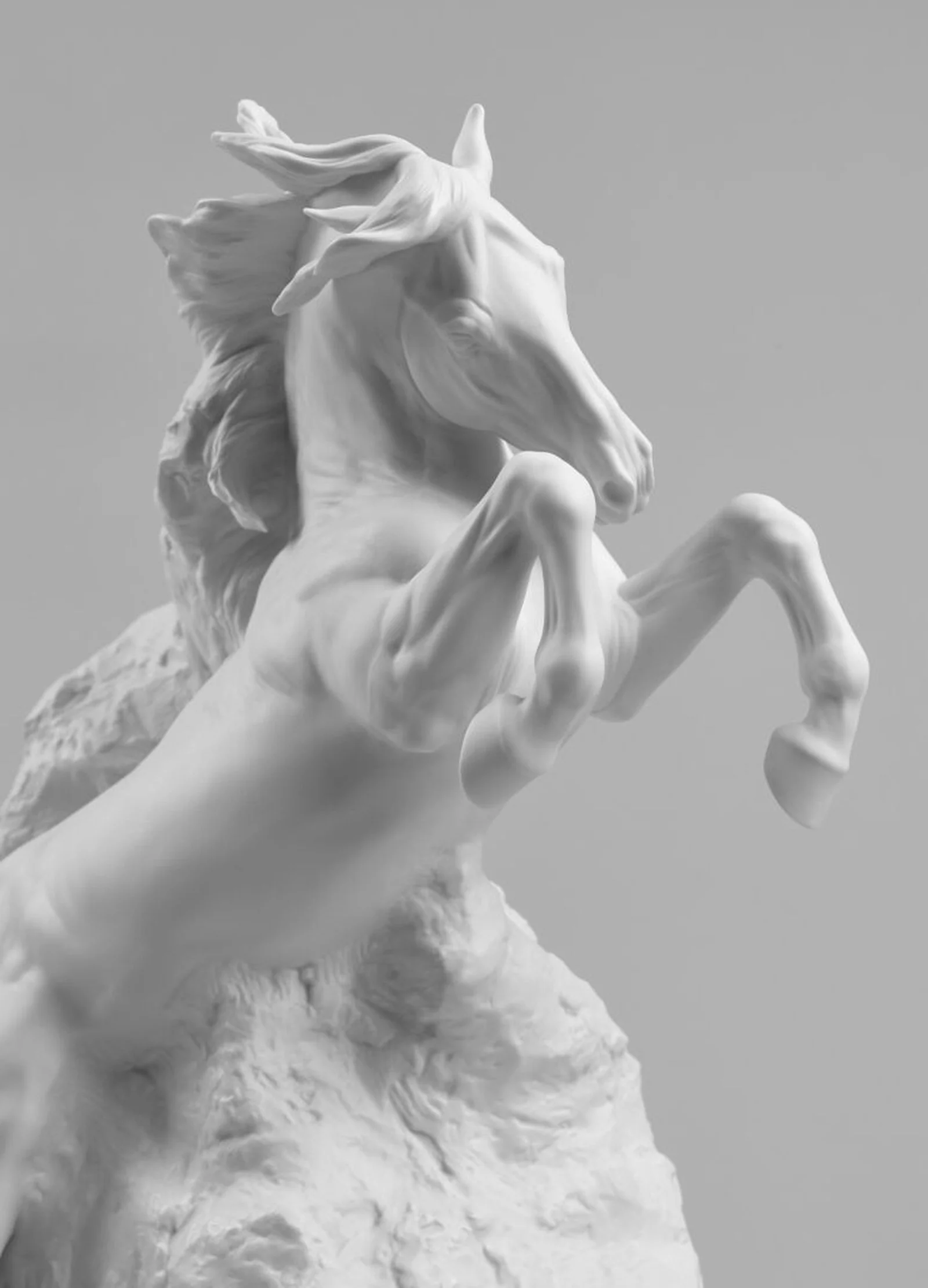 Lladro Unbreakable Spirit Horse Sculpture - Image 5