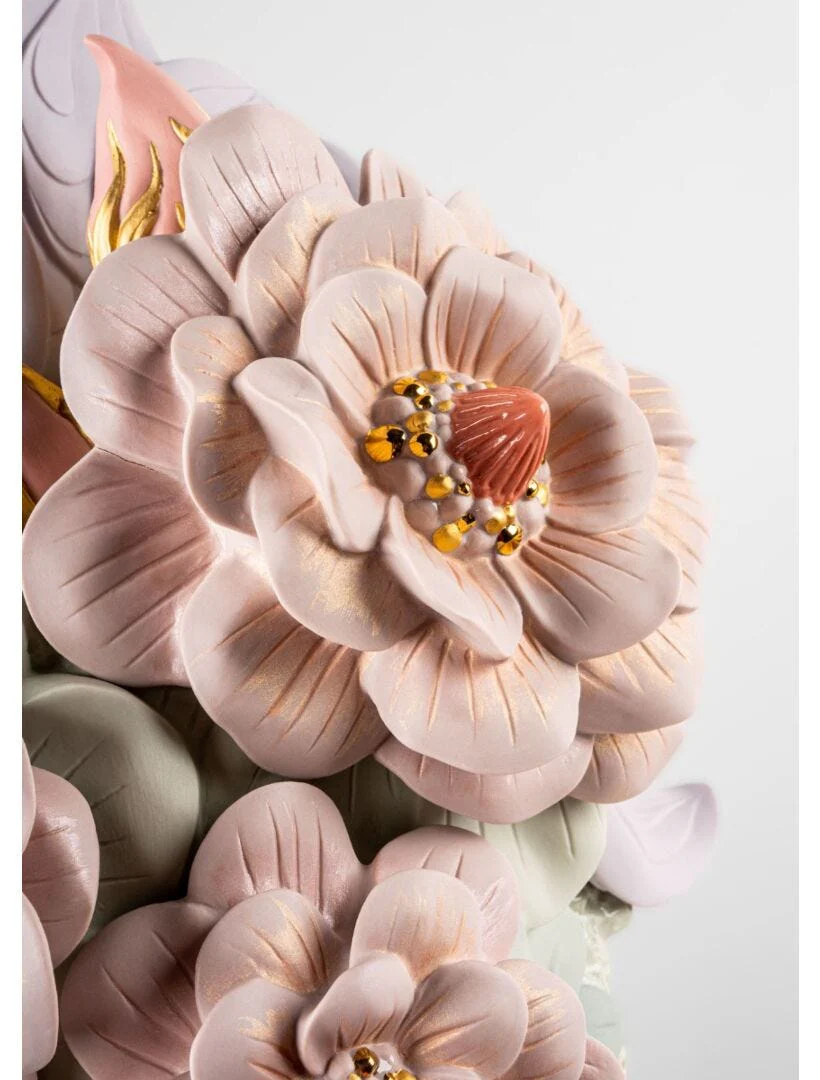 Lladro Vase With Flowers - Image 6