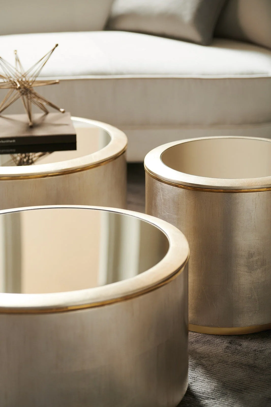Caracole Mac Showroom Circle In Time Cocktail Table - Image 2