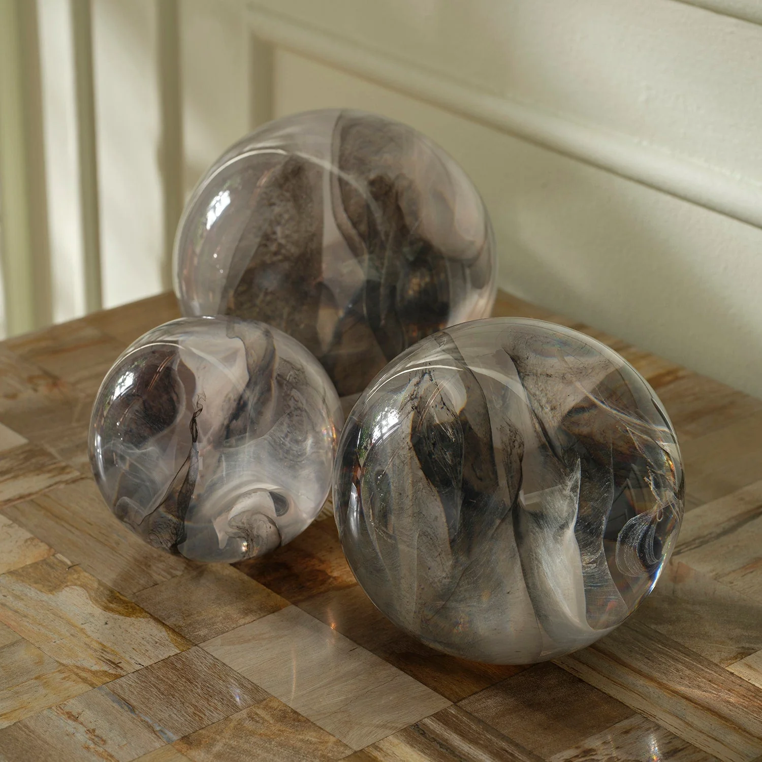 Magali Resin Sphere - Set of 3 - Image 2