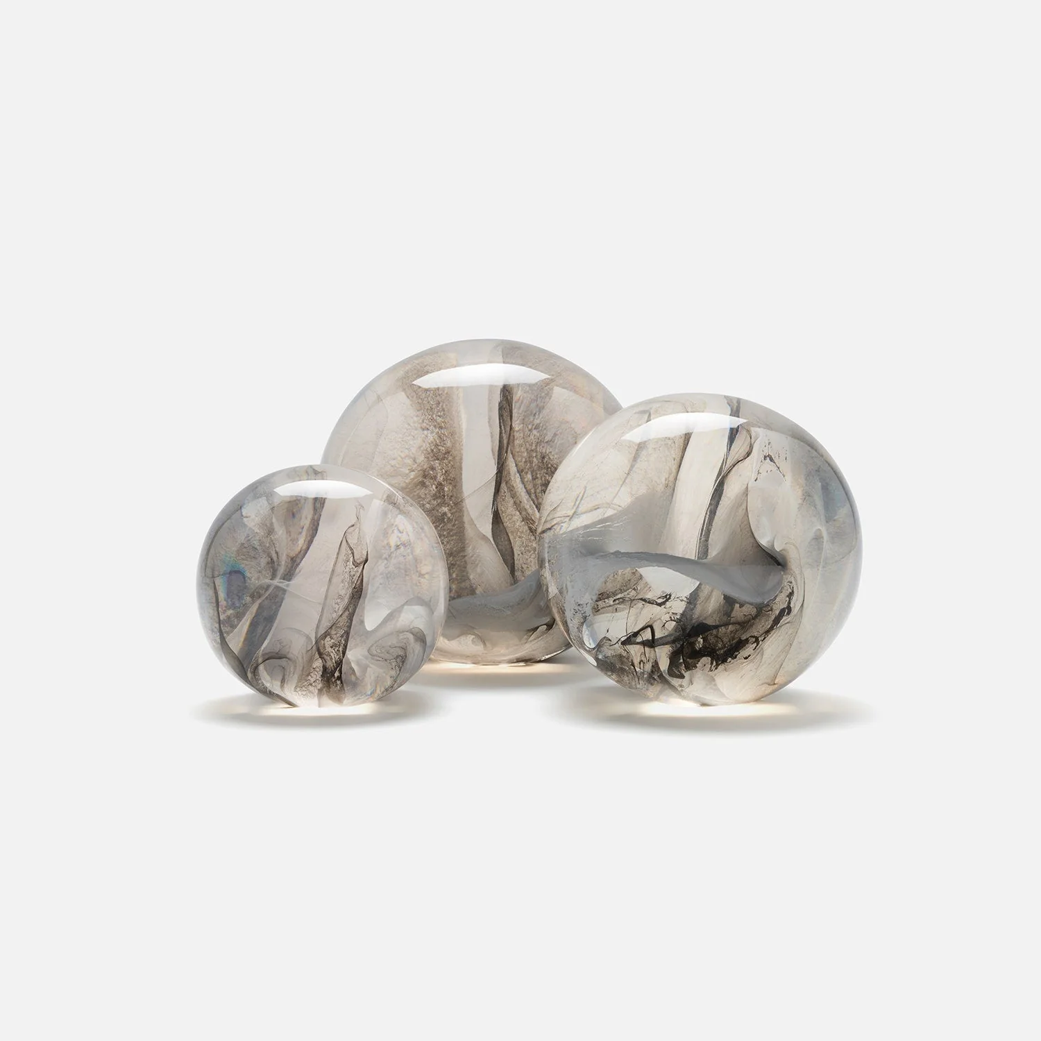 Magali Resin Sphere - Set of 3 - Image 5