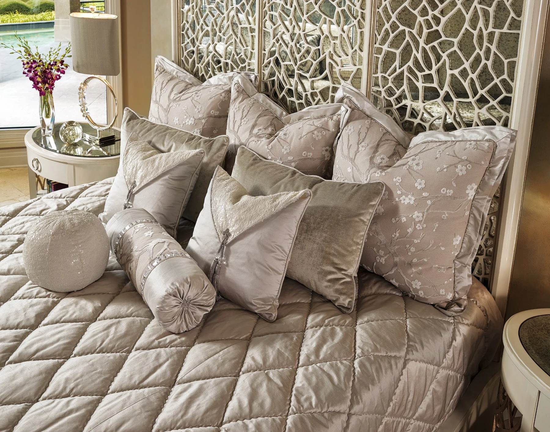Maitland Smith Bolero Panel Bed - King (Bol11W) Clearance - Image 3