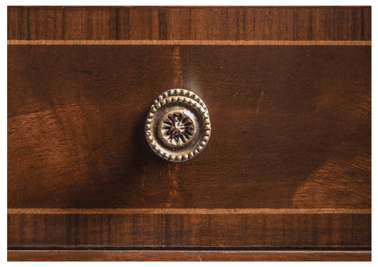 Maitland Smith Dixon End Table (SH06-020911M) - Image 4