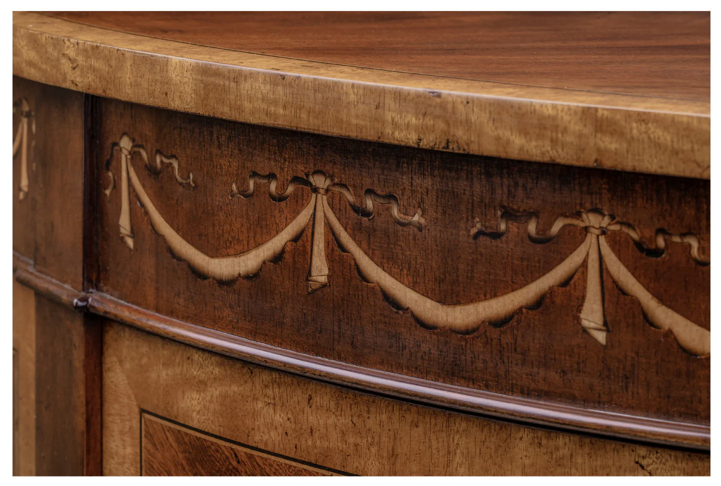 Maitland Smith Poise Chiffonier (SH14-020405M) - Image 3