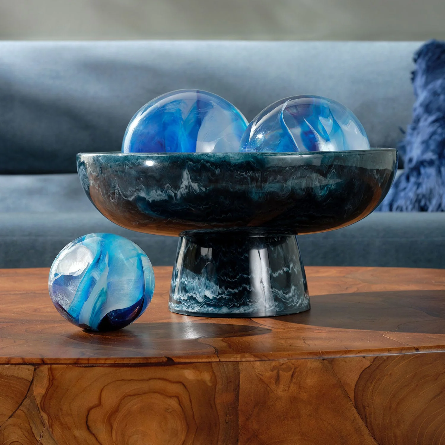 Menzel Resin Bowl - Image 2