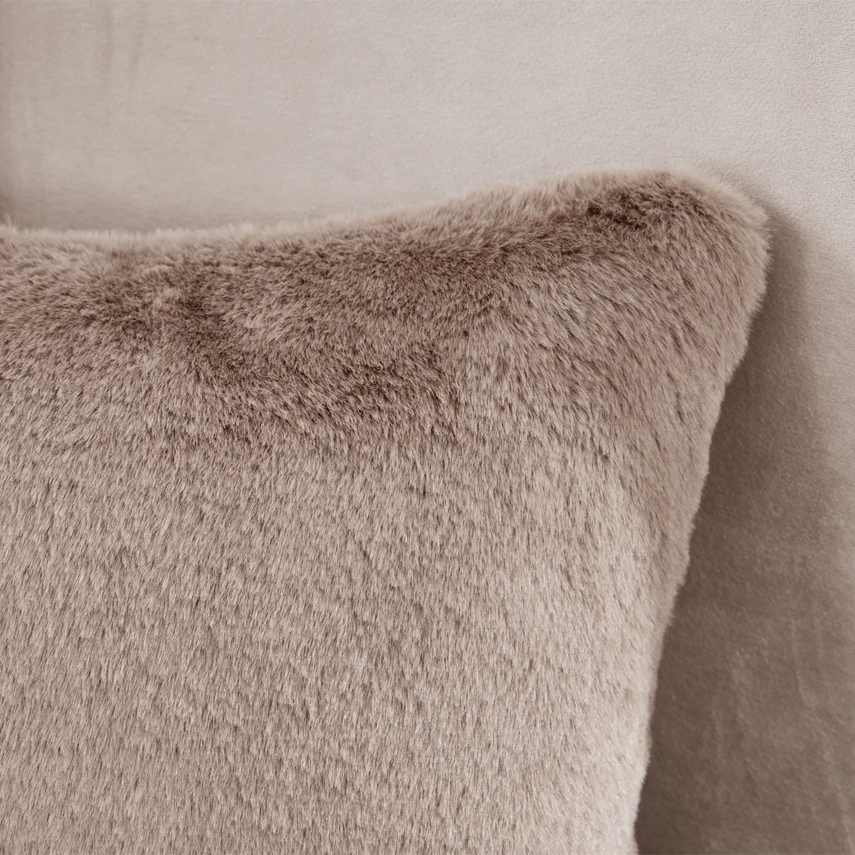 Michael Amini Camellia Field Caramel Accent Chair Ivory Caramel - Image 4