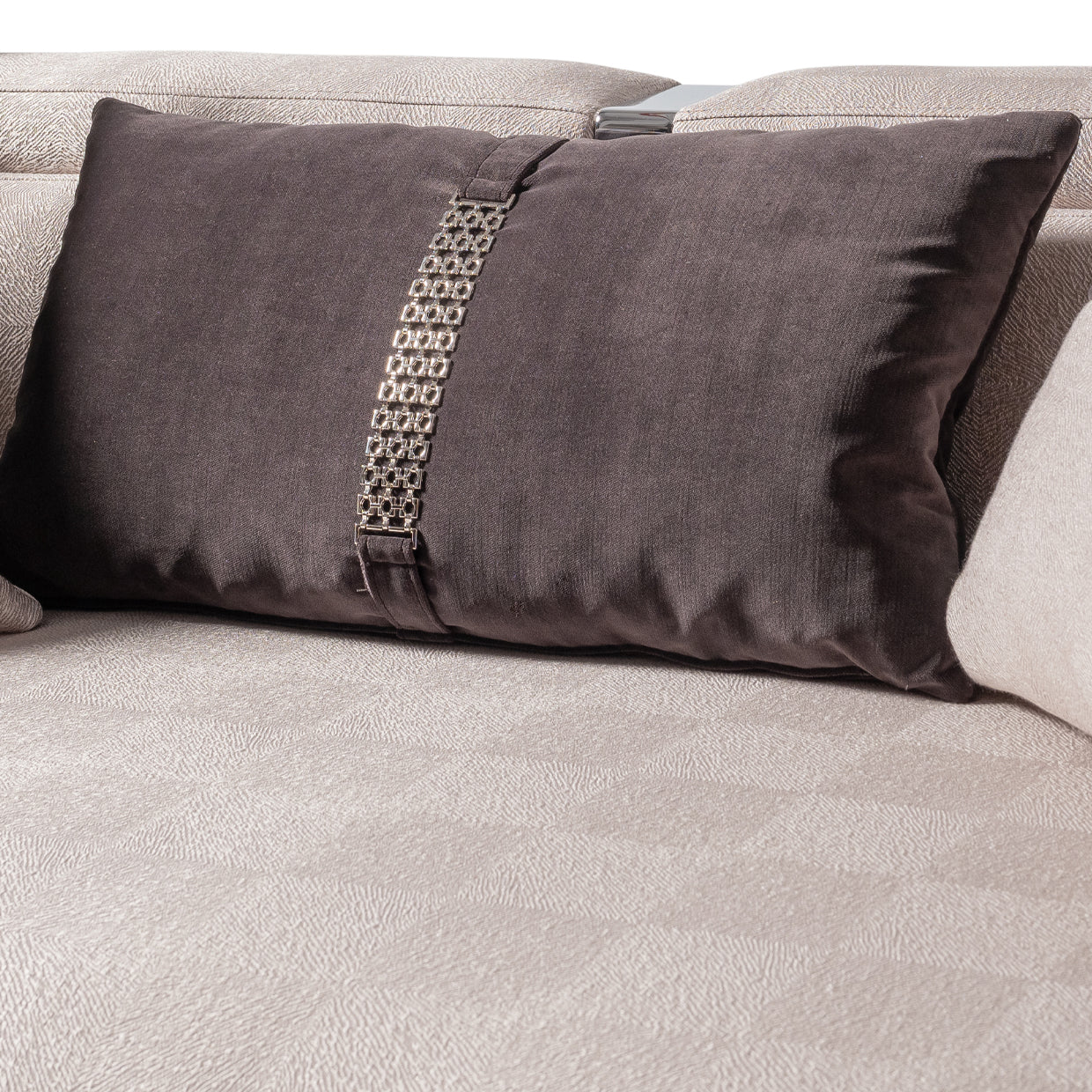 Michael Amini Carmela Mansion Sofa - Image 35