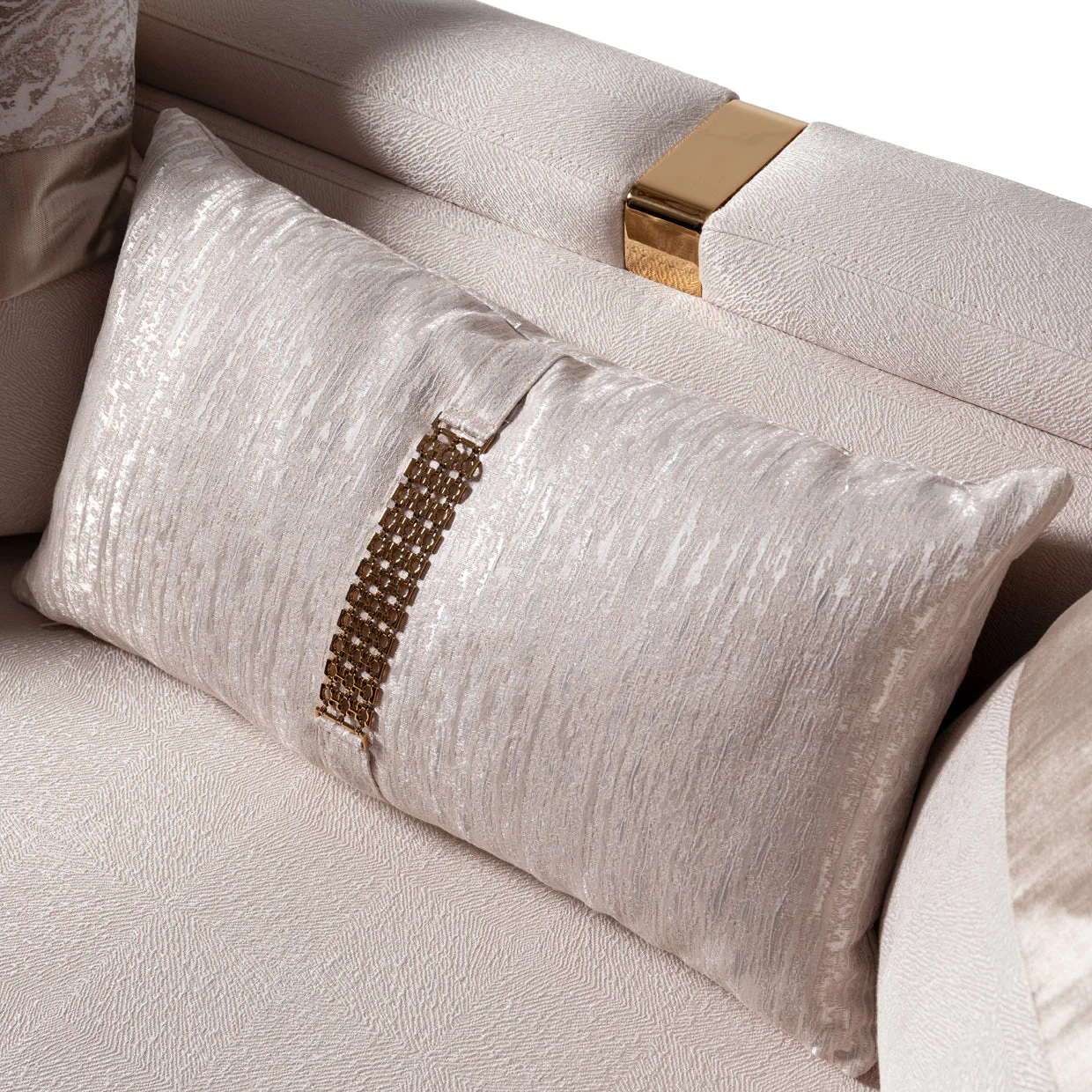 Michael Amini Carmela Sofa - Image 14