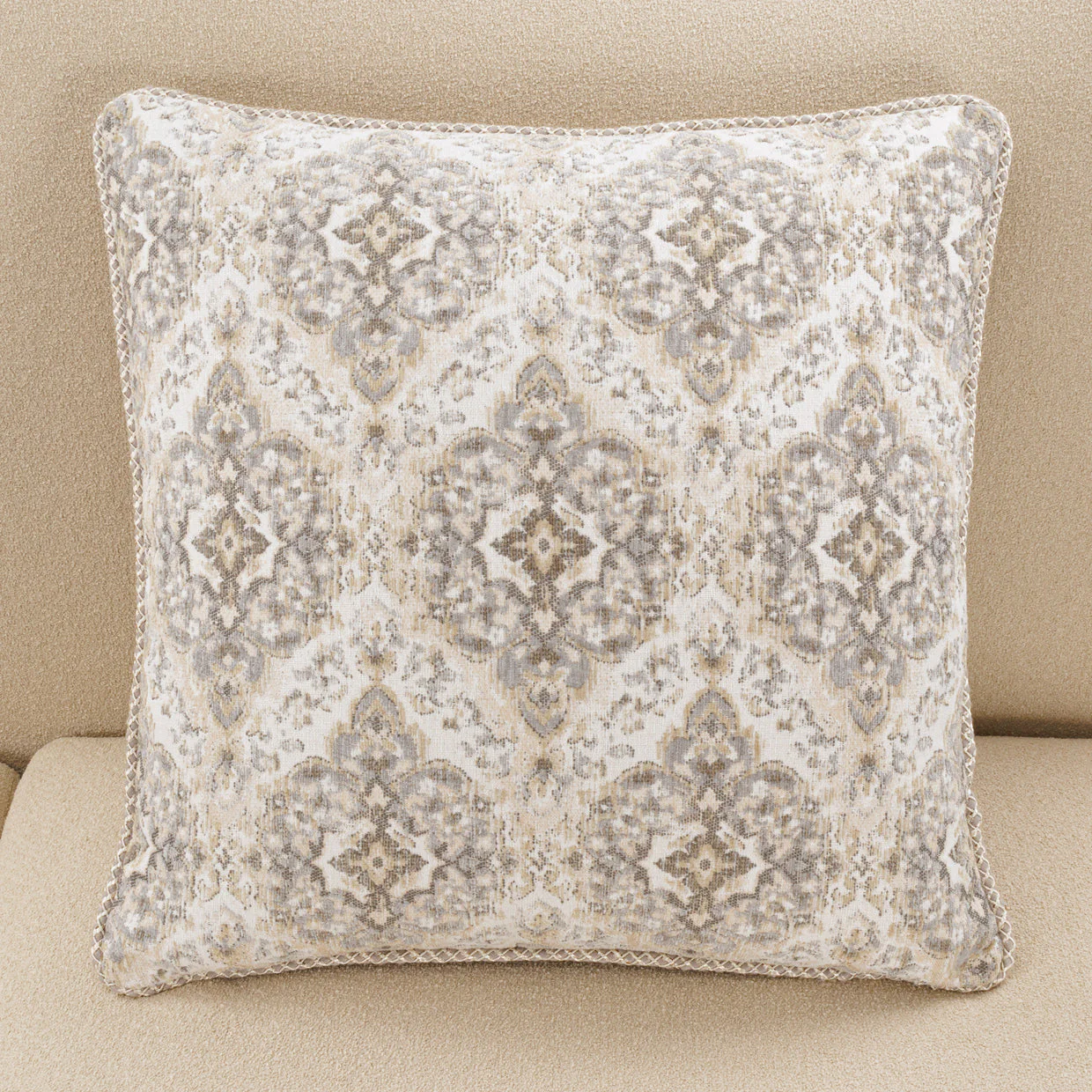 Michael Amini Chamberi Sectional - Image 26