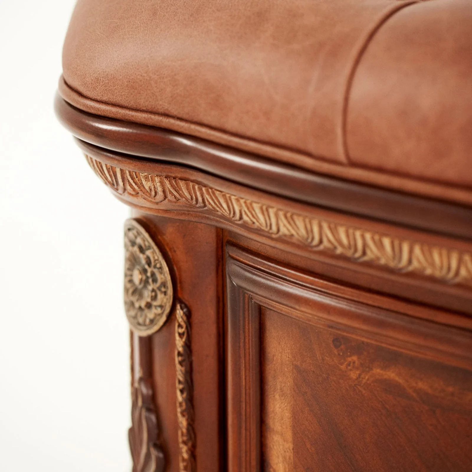 Michael Amini Cortina Bench - Image 3