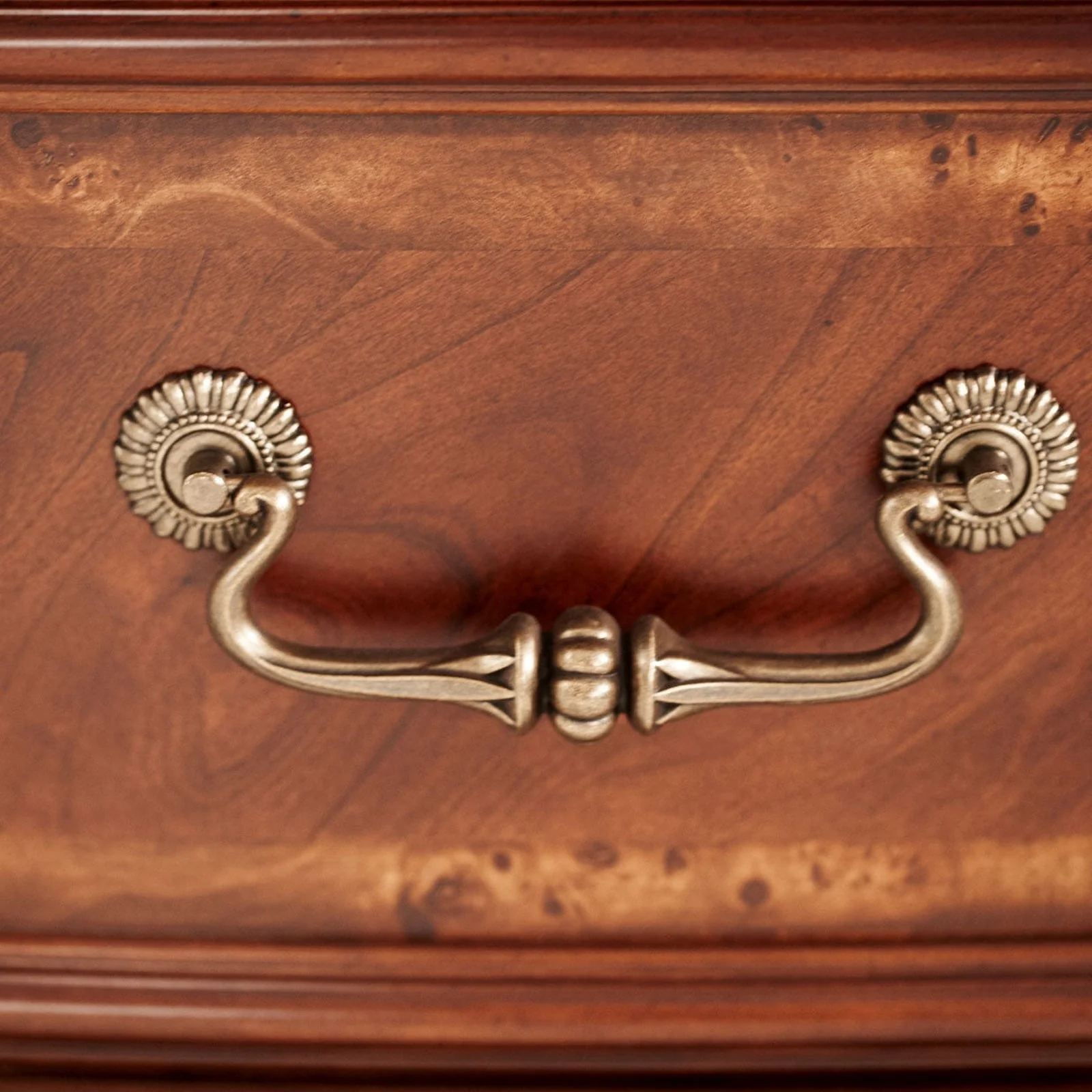 Michael Amini Cortina Bench - Image 4
