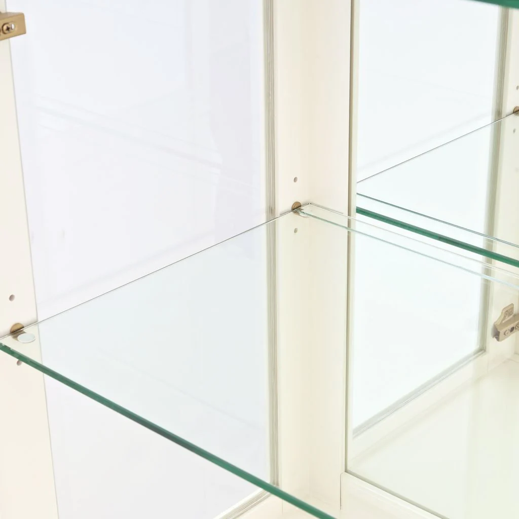 Michael Amini Fantosini Display Cabinet - Creamy Pearl - Image 12