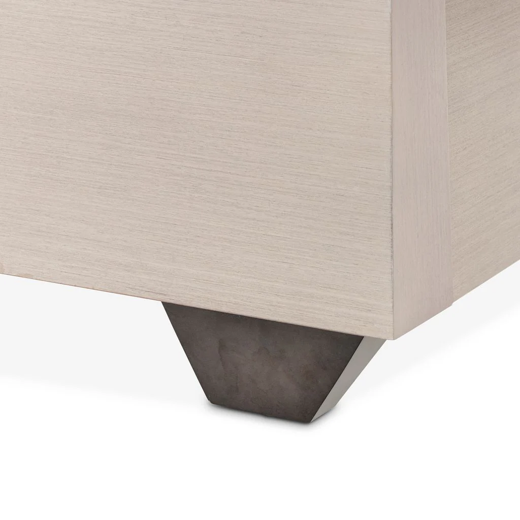 Michael Amini Fantosini King Tufted Panel Bed - Silver Mist - Image 5
