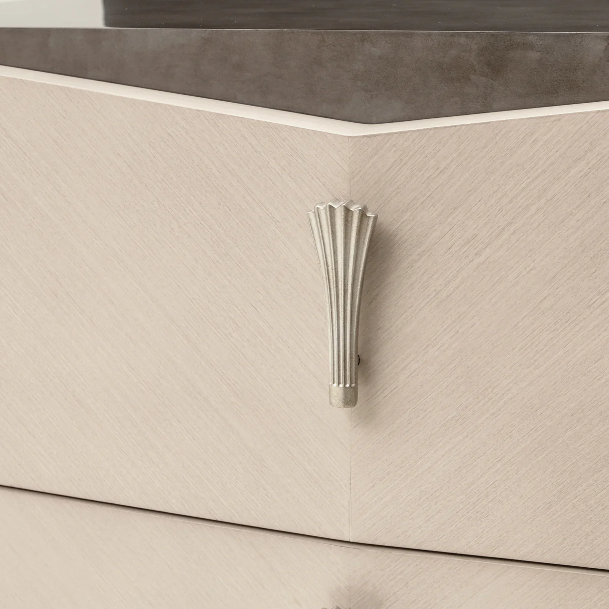 Michael Amini Fantosini Mule Chest - Image 7