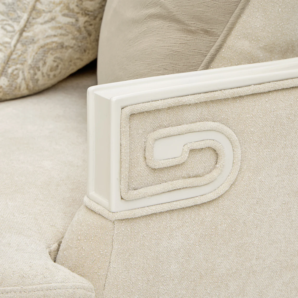 Michael Amini La Marisia Loveseat - Image 12