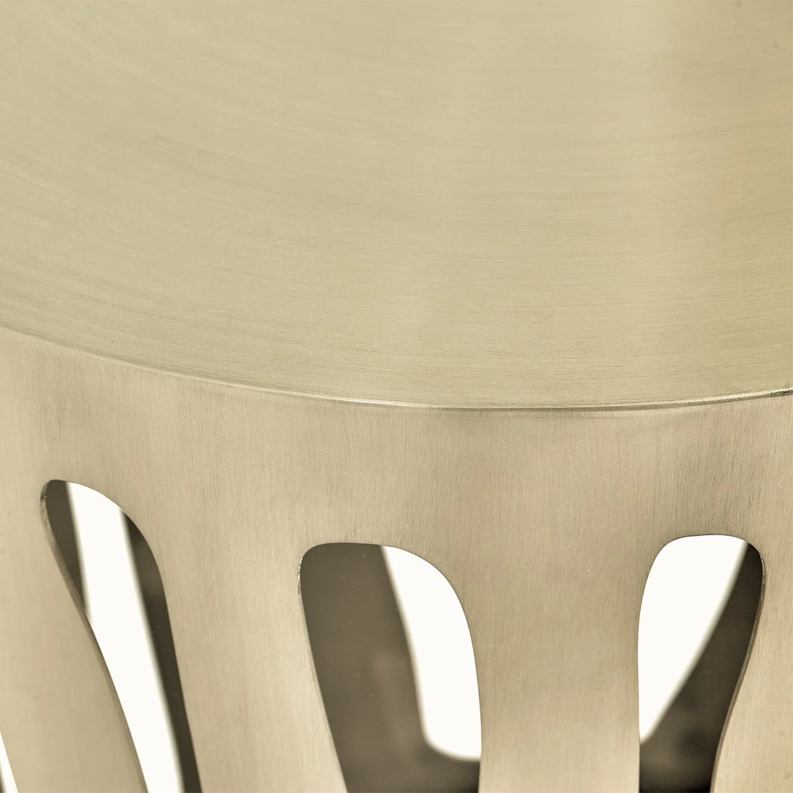 Michael Amini La Rachelle 54" Round Dining Table - Image 9