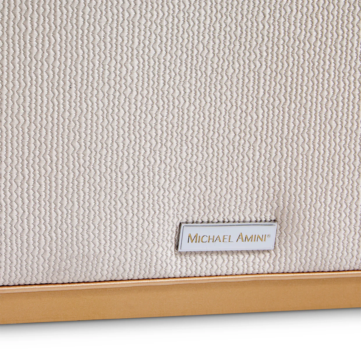 Michael Amini La Terrazza Sofa Light Champagne - Image 13