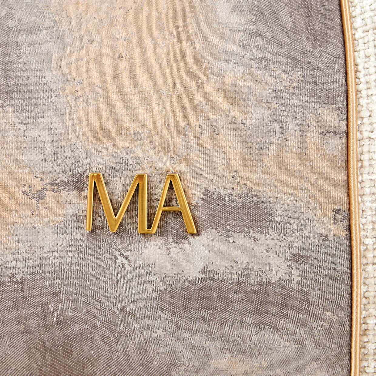 Michael Amini La Terrazza Sofa Light Champagne - Image 14