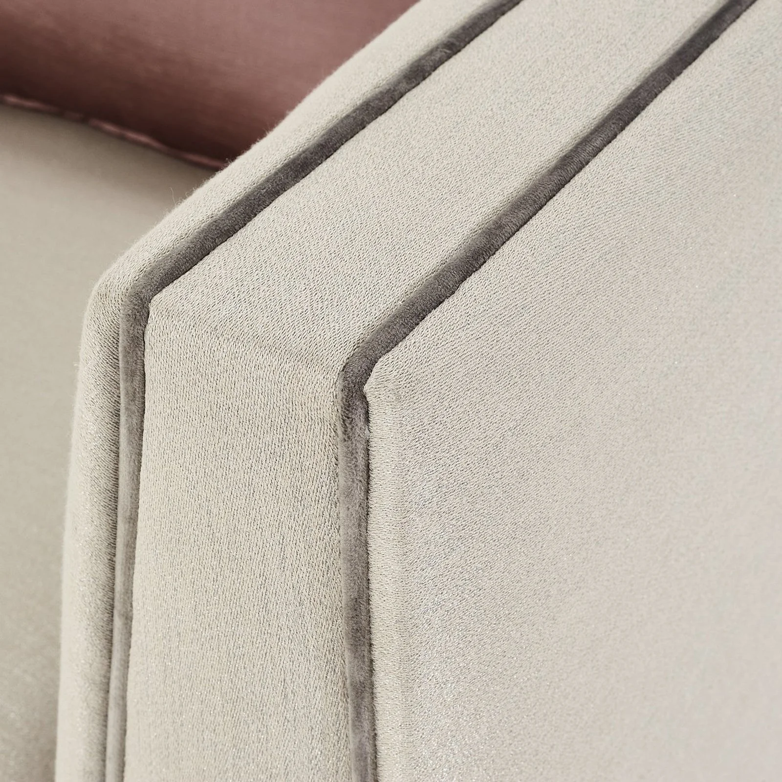 Michael Amini Linea Matching Chair - Image 10