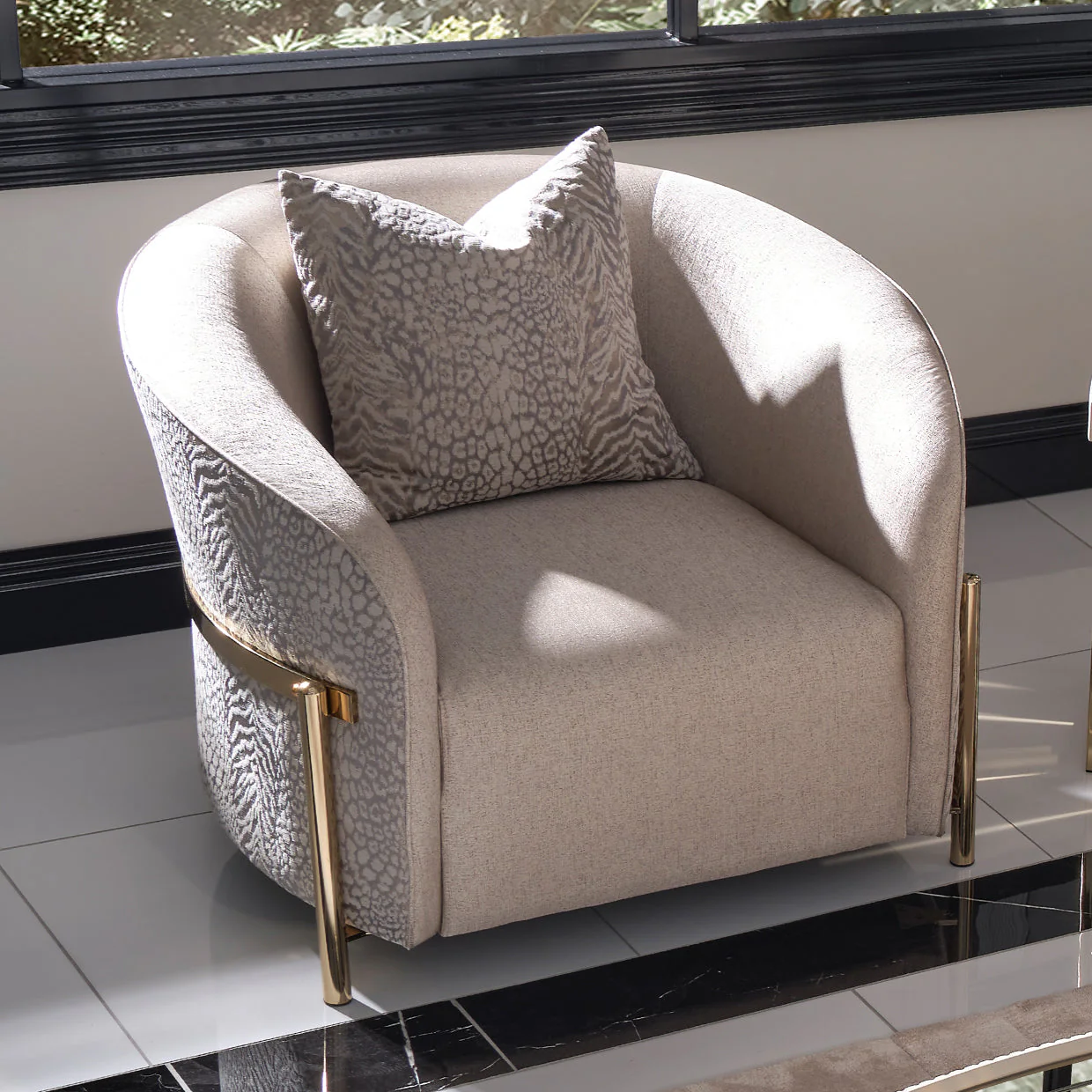 Michael Amini Lisbon Chair - Image 16