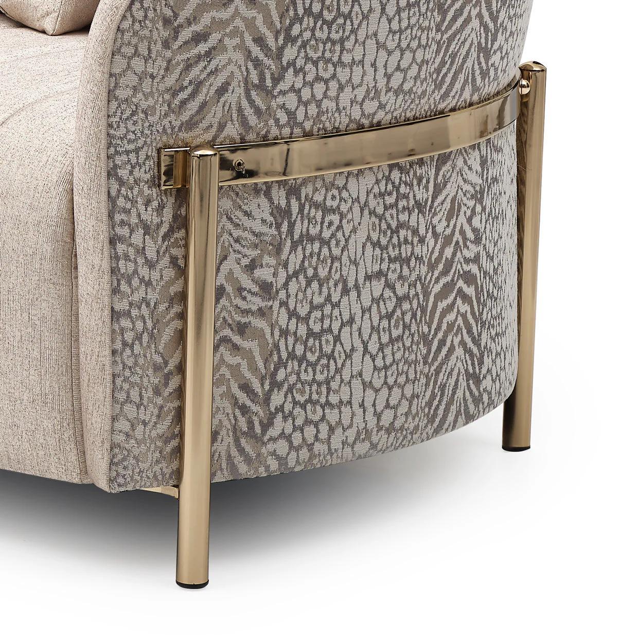 Michael Amini Lisbon Loveseat - Image 4