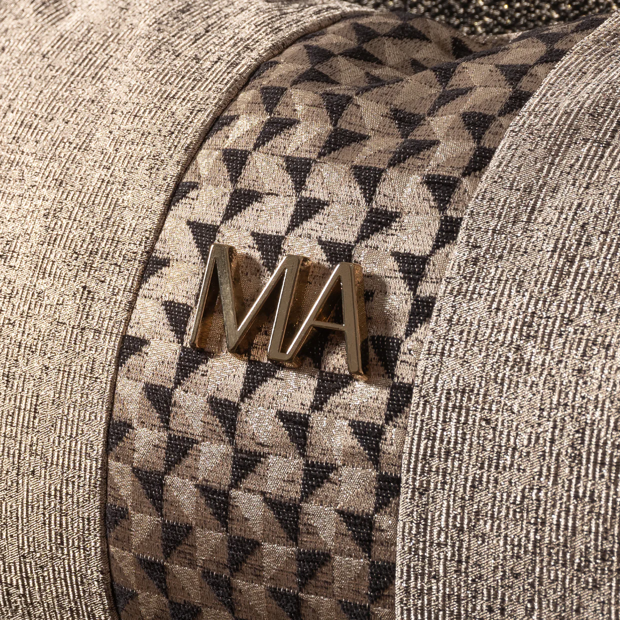 Michael Amini Lisbon Sofa - Image 19