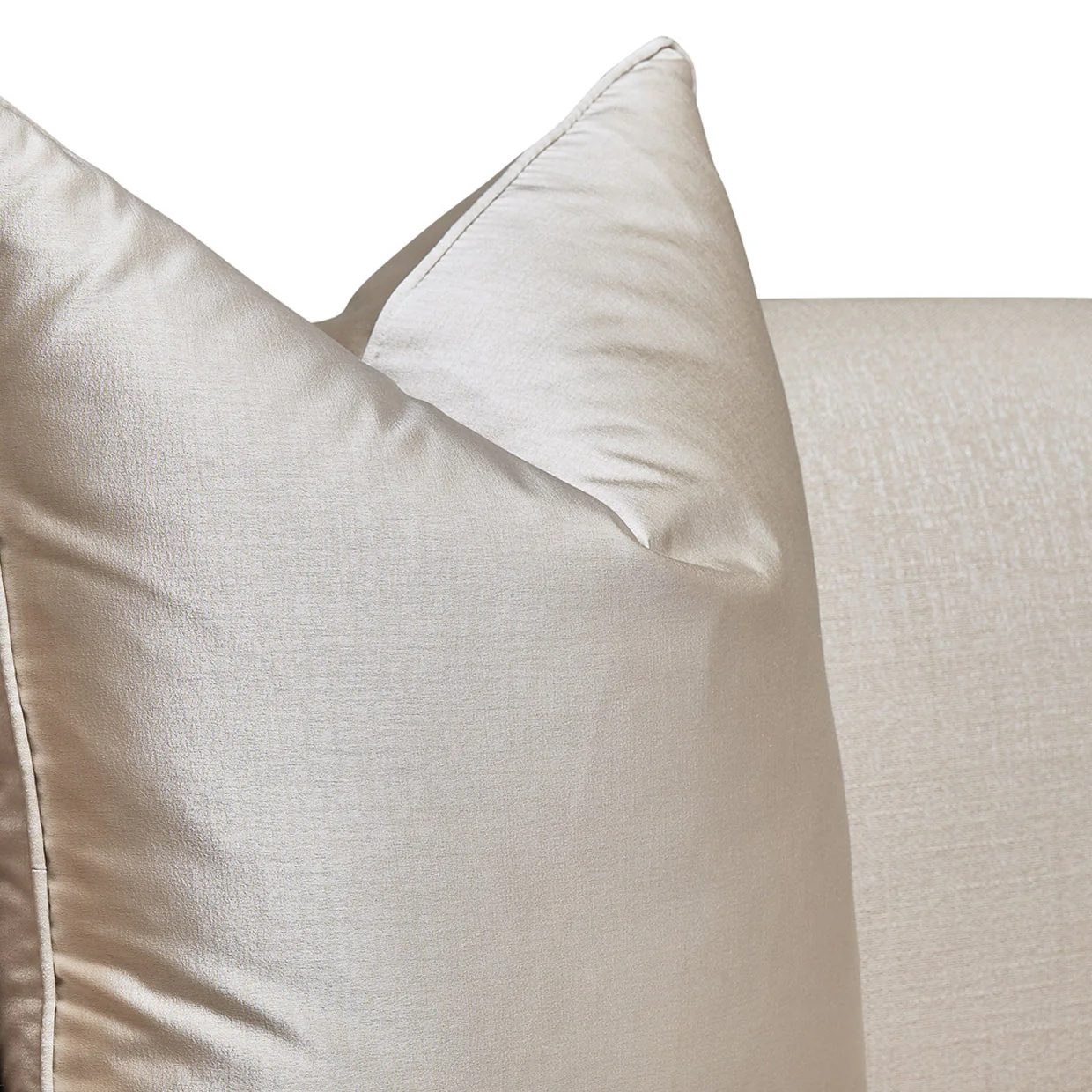 Michael Amini Malibu Crest 3 PC Sectional - Image 8