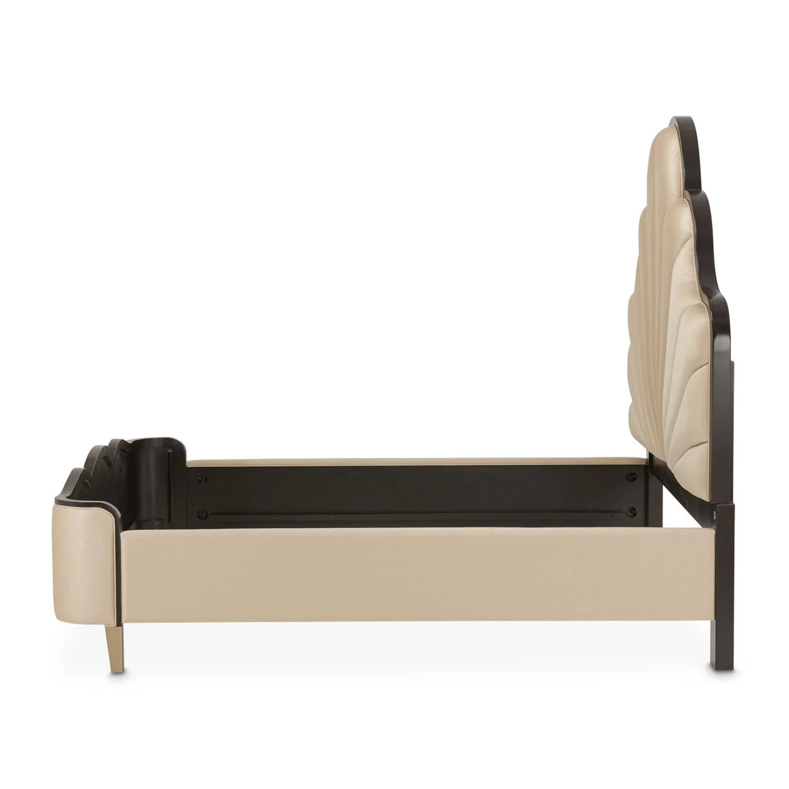 Michael Amini Malibu Crest Crotch Mahogany Scalloped Panel Bed - Image 6