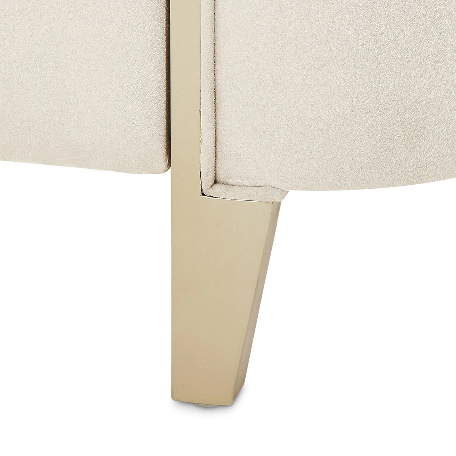 Michael Amini Malibu Crest Curved Panel Bed - Image 8