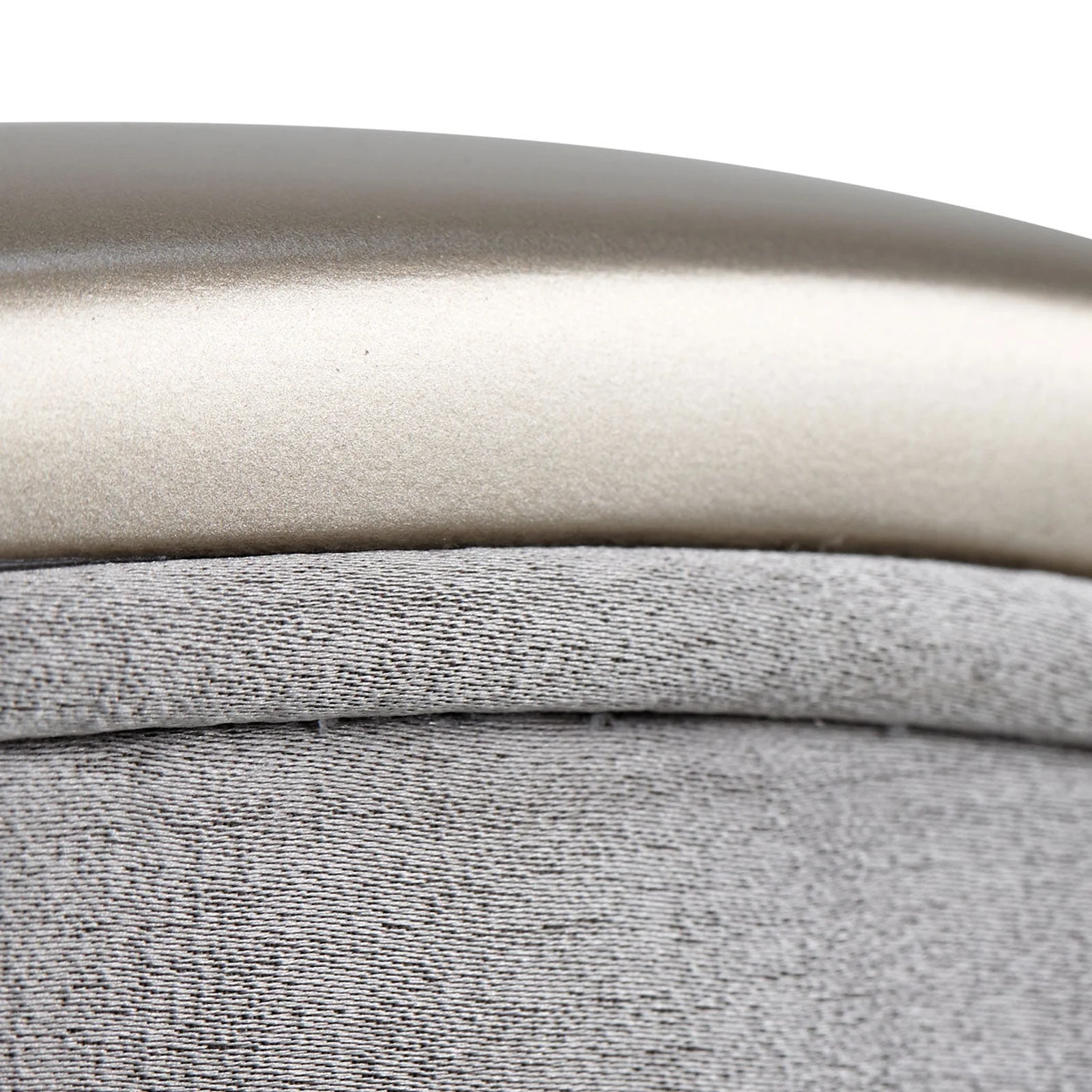 Michael Amini Malibu Crest Chaise - Image 10