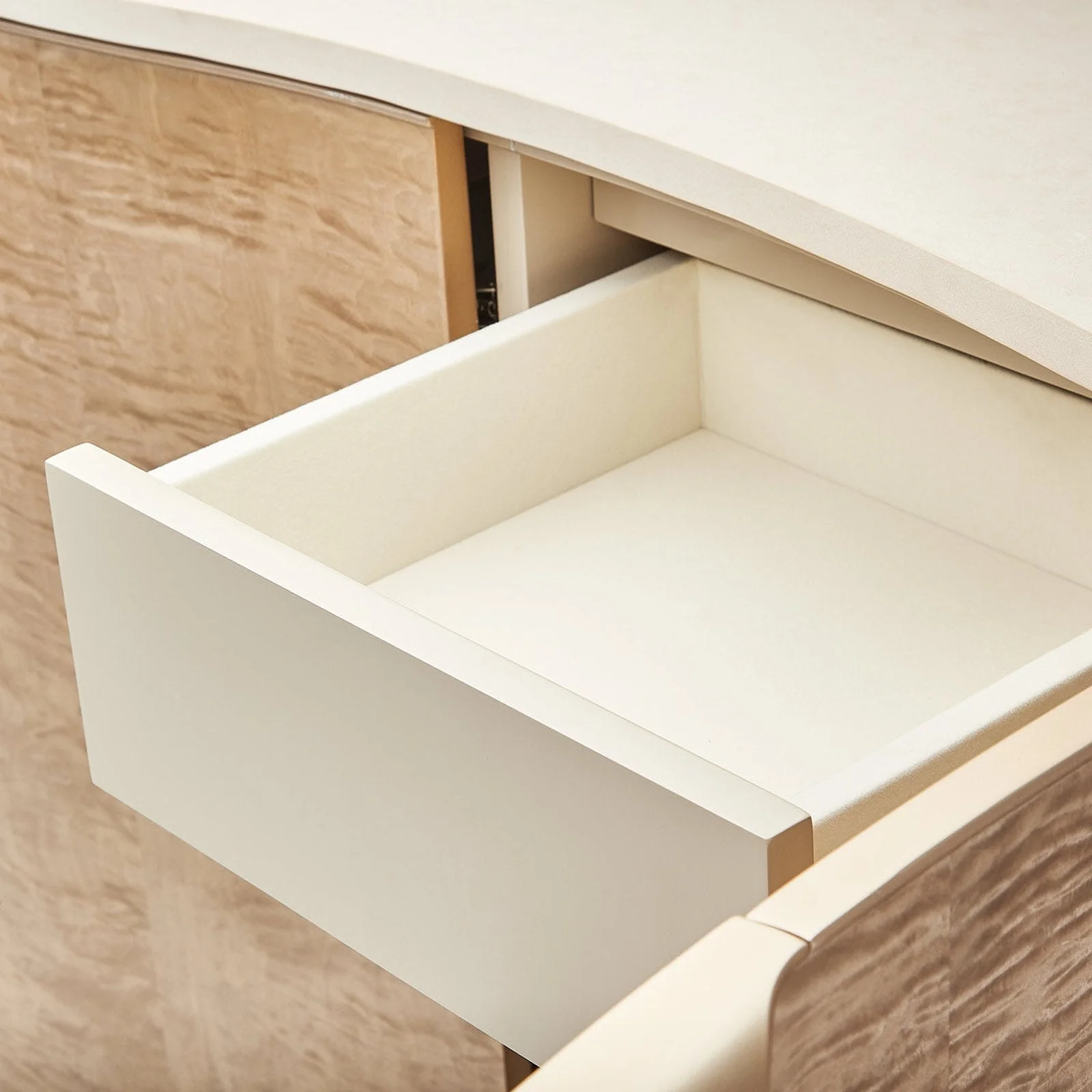 Michael Amini Malibu Crest Sideboard - Image 14
